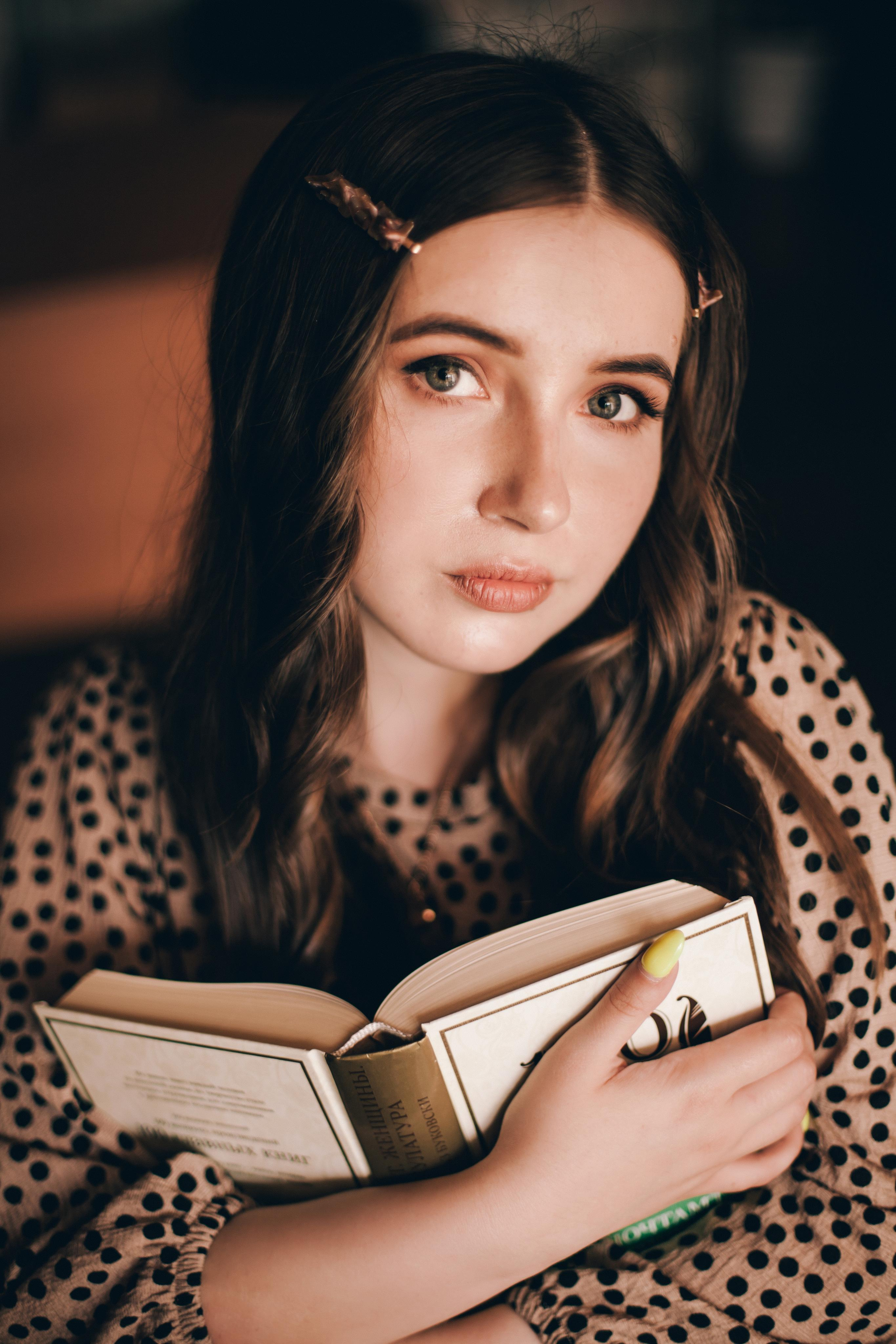 Книжный вор. Фотограф в Екатеринбурге Аня Валенок