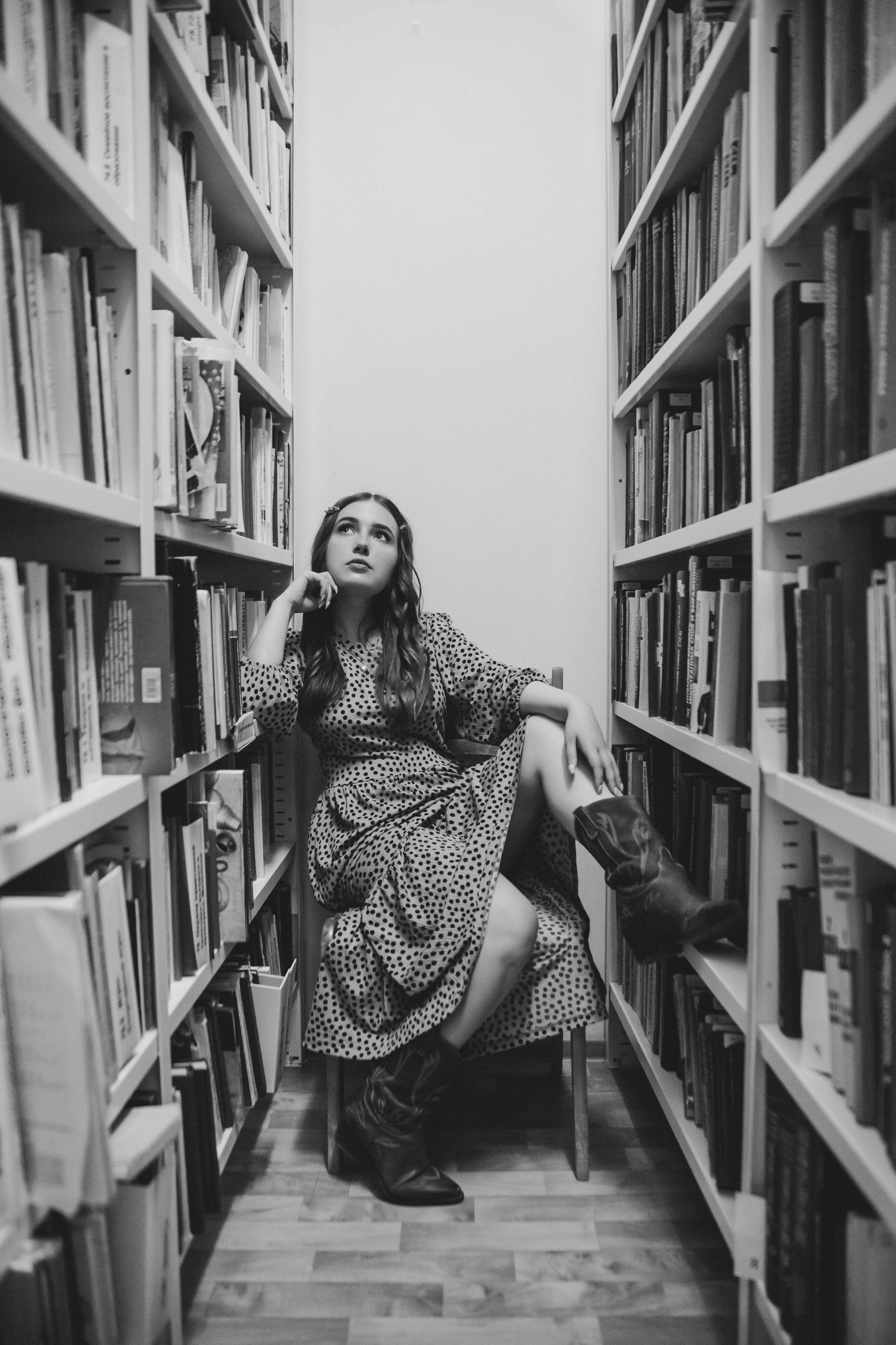 Книжный вор. Фотограф в Екатеринбурге Аня Валенок