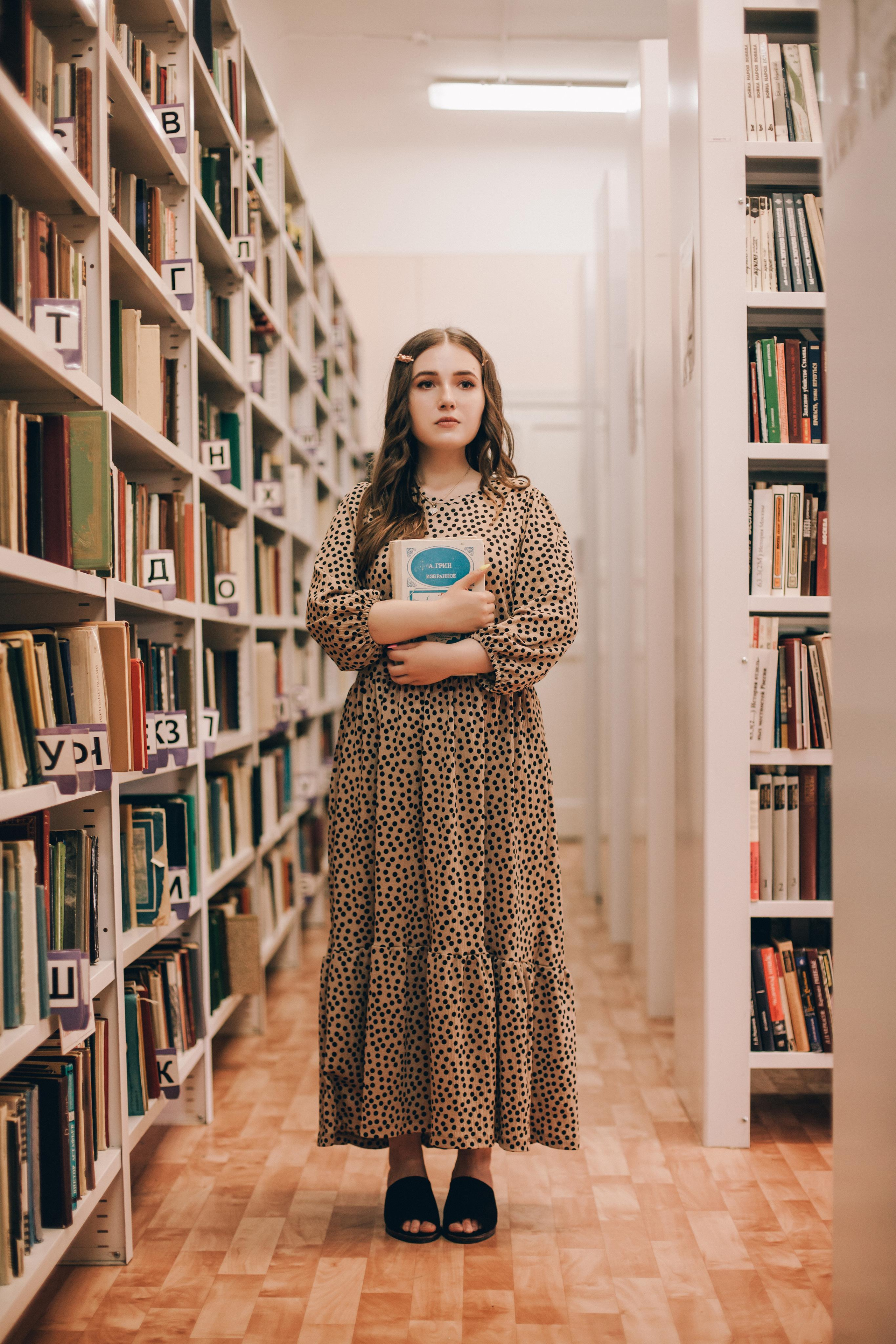 Книжный вор. Фотограф в Екатеринбурге Аня Валенок