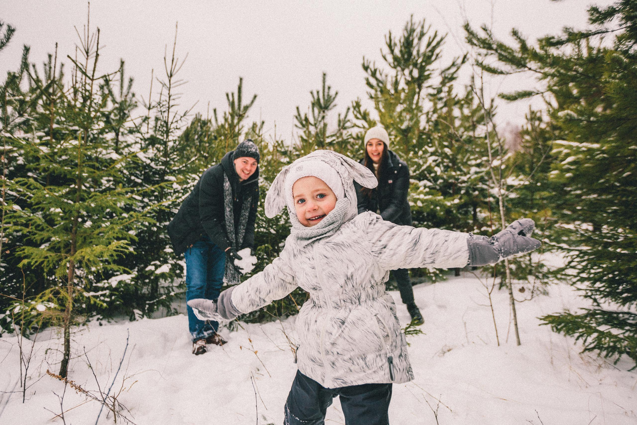 Снег под ногами, снег под снегом. Фотограф в Екатеринбурге Аня Валенок