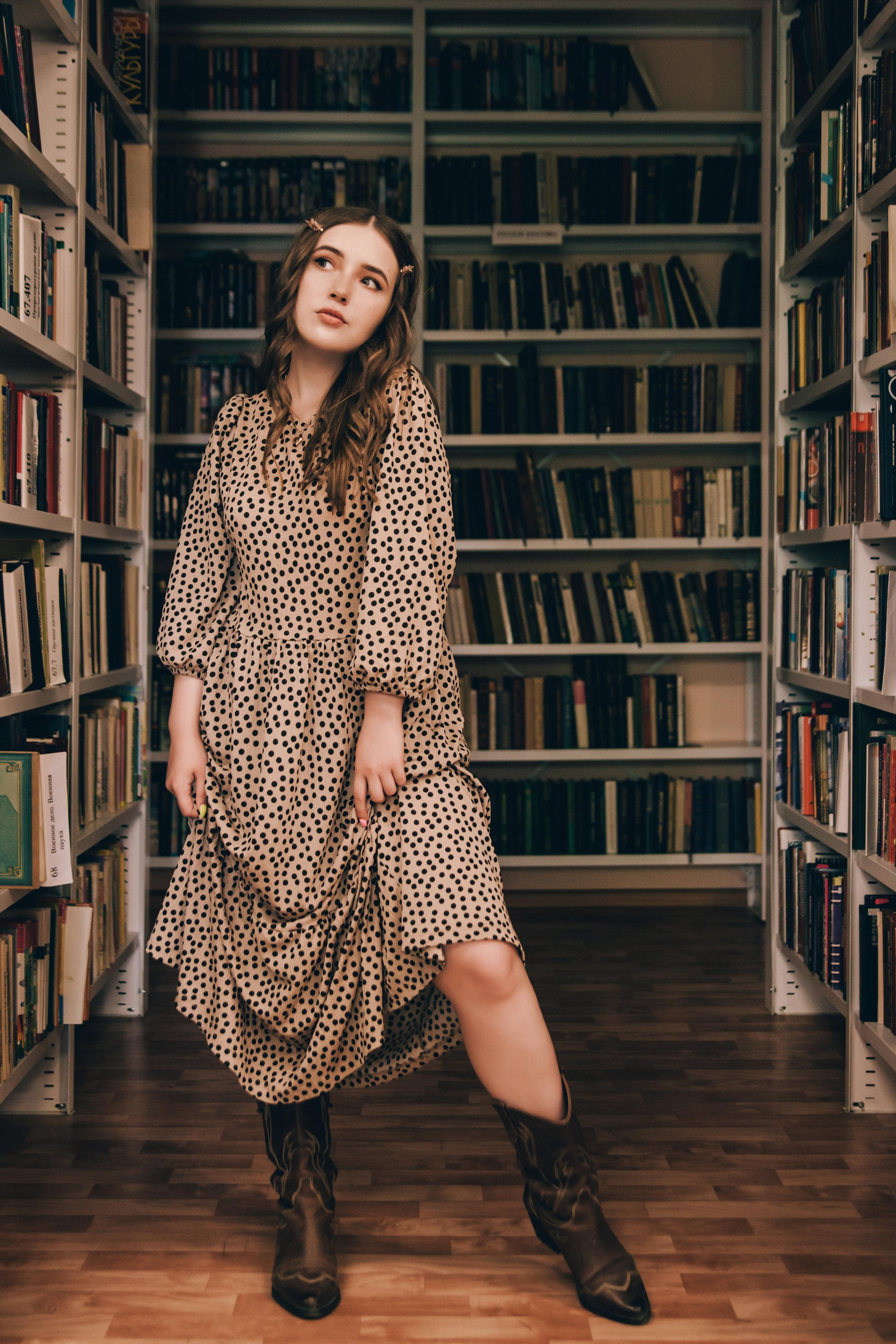 Книжный вор. Фотограф в Екатеринбурге Аня Валенок