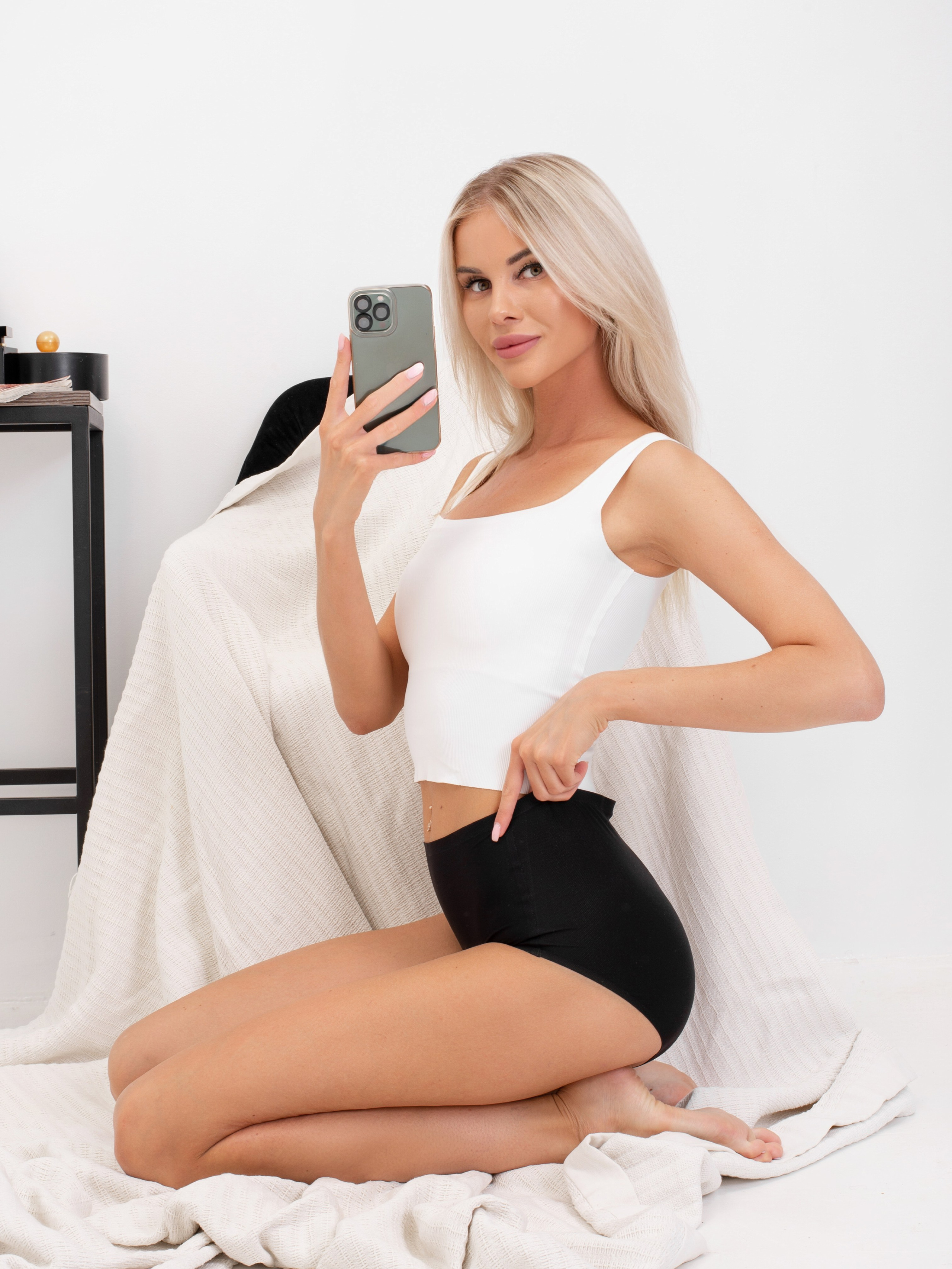 Валентина — модель для маркетплейсов. ТМ Продакшн — Съемка для маркетплейсов в Москве