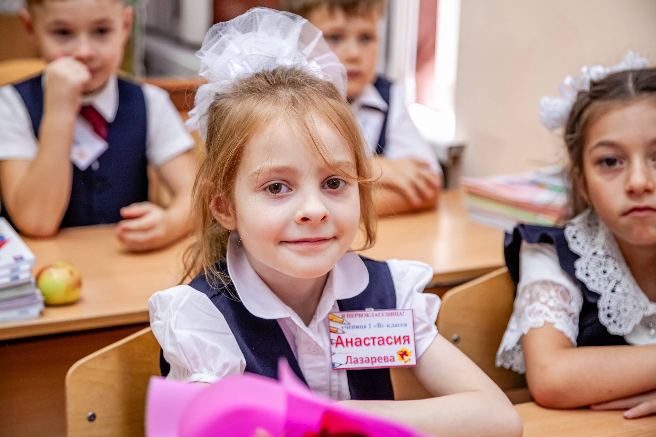 1 сентября линейка. Свадебный и семейный фотограф в Армавире