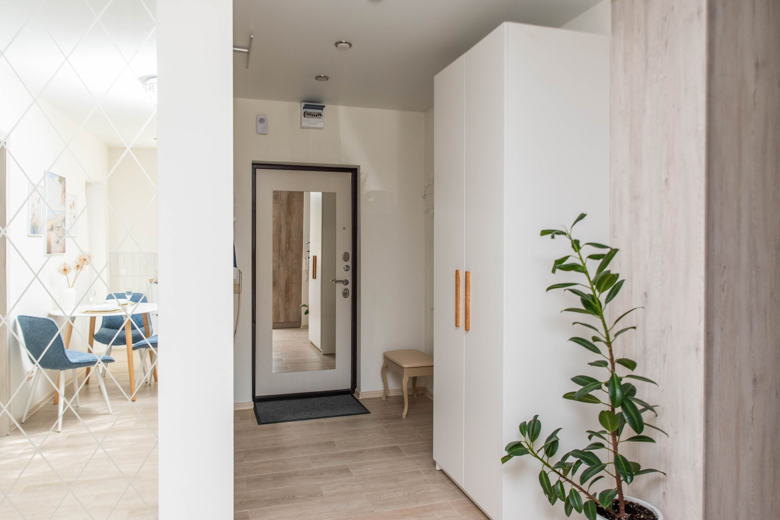 Двухкомнатная квартира (аренда) Тольятти. Главная