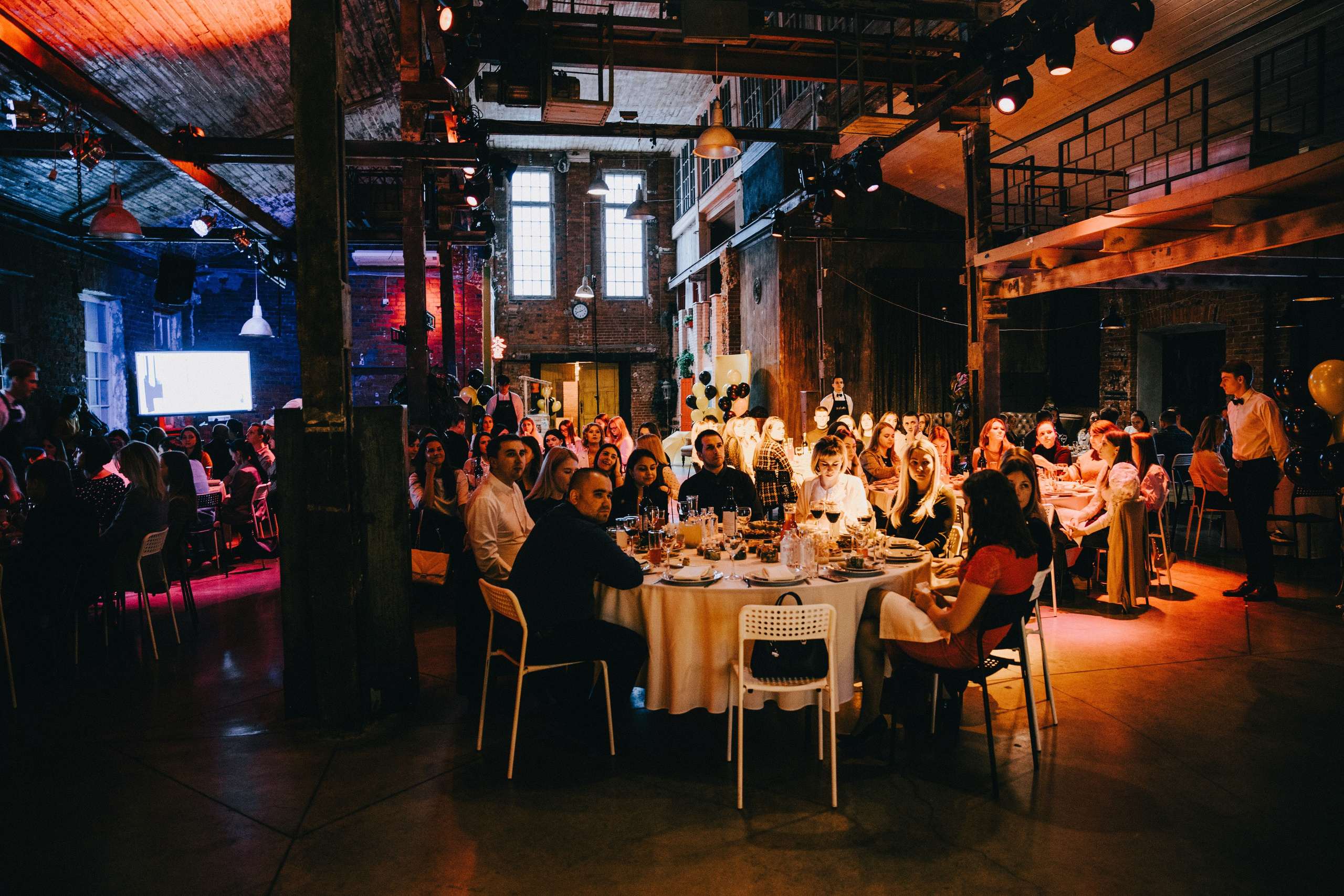 Корпоратив Райффайзен банка. АНДРЕЙ ШИРКАЛИН РЕПОРТАЖНЫЙ ФОТОГРАФ МОСКВА НА КОРПОРАТИВ, ДЕНЬ РОЖДЕНИЯ, БАНКЕТ, КОНФЕРЕНЦИЮ, ТИМБИЛДИНГ
