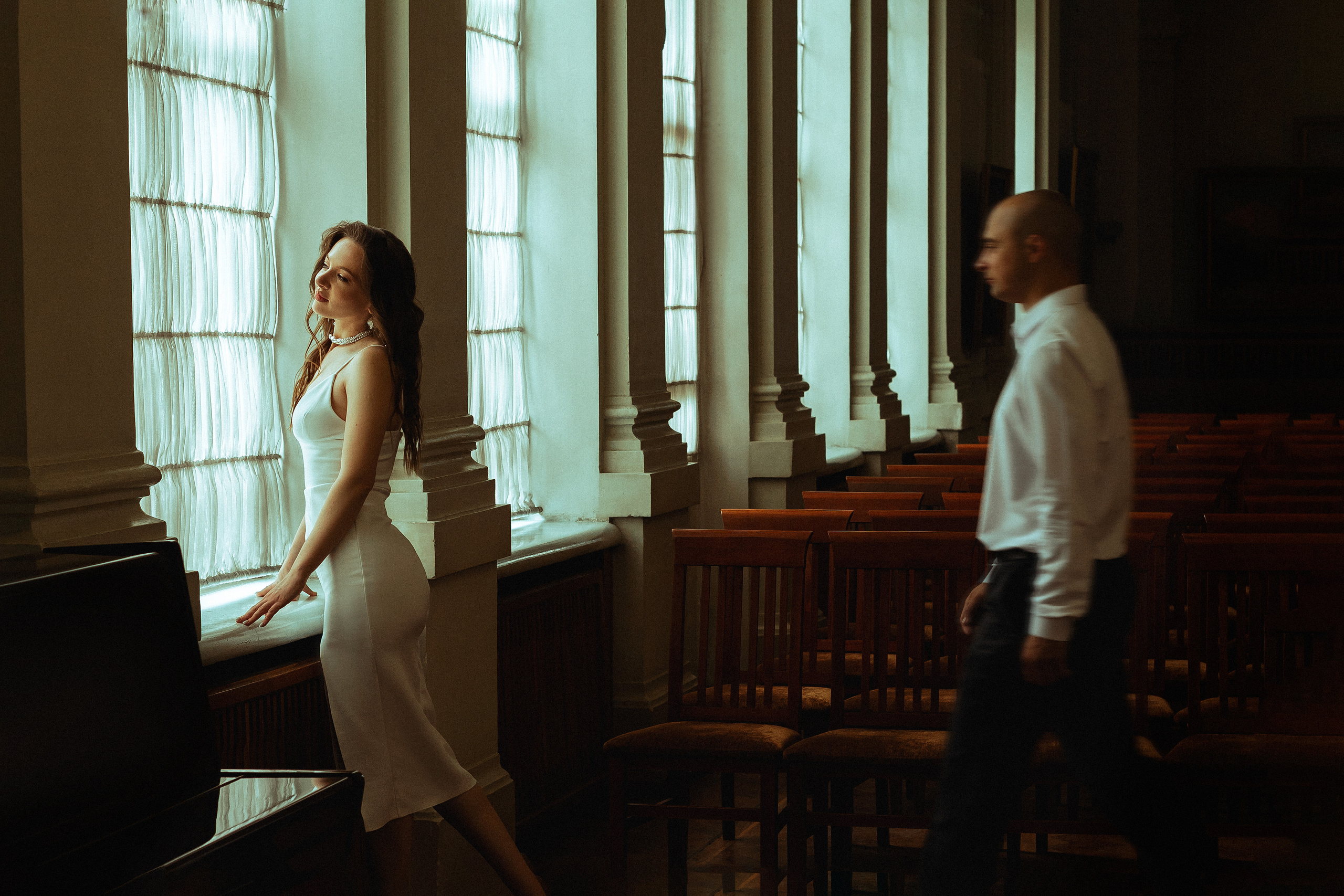 Денис и Евгения (съёмка в Художественной галерее). Фотограф в Крыму | Виктория Нотевская