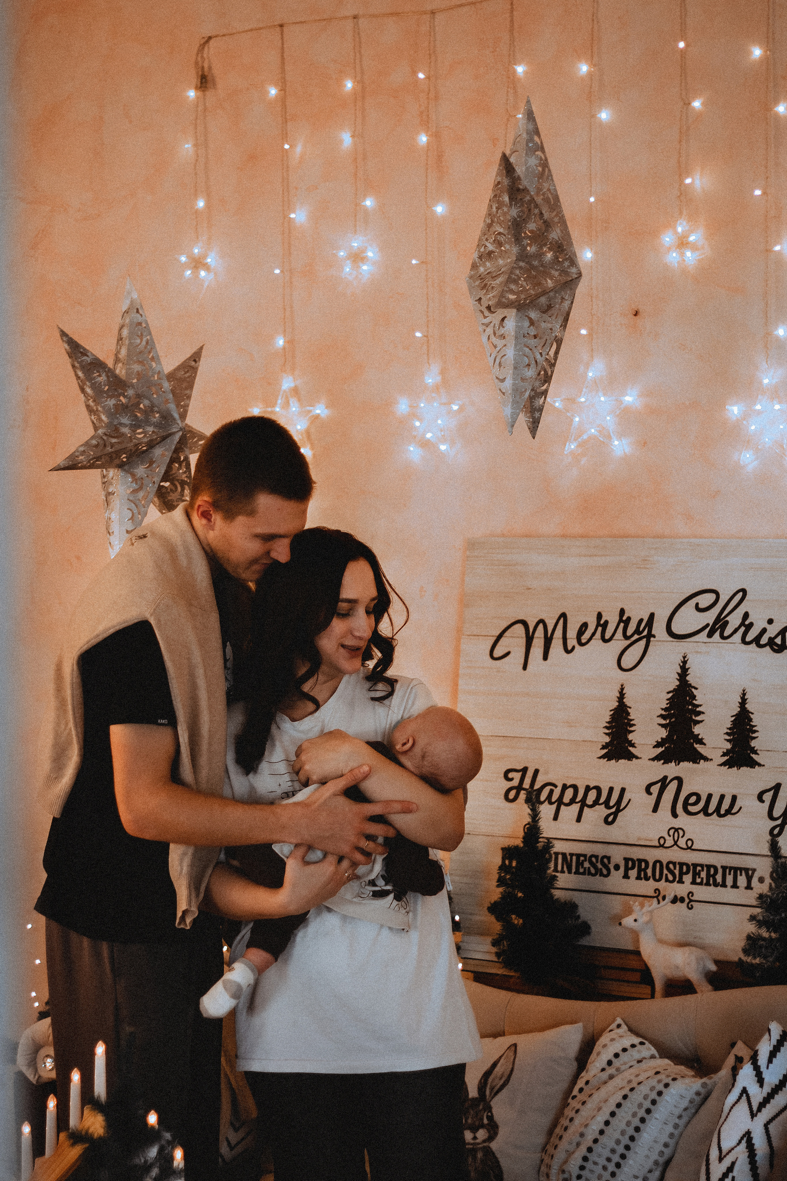 Юра, Настя и Матвей в ожидании Нового Года. Фотограф в Крыму | Виктория Нотевская