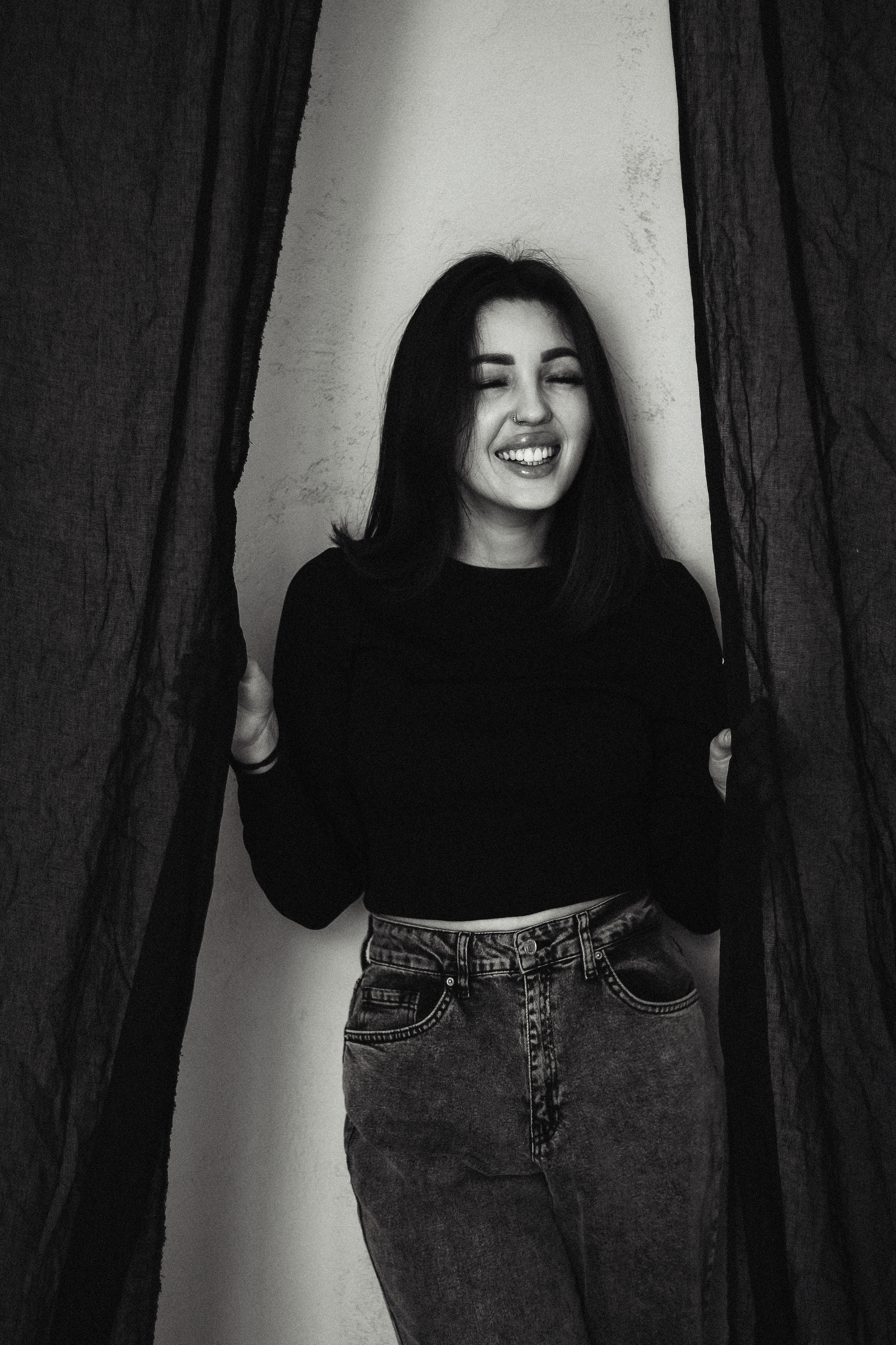 Эльдар и Эмине (студийная съемка). Фотограф в Крыму | Виктория Нотевская