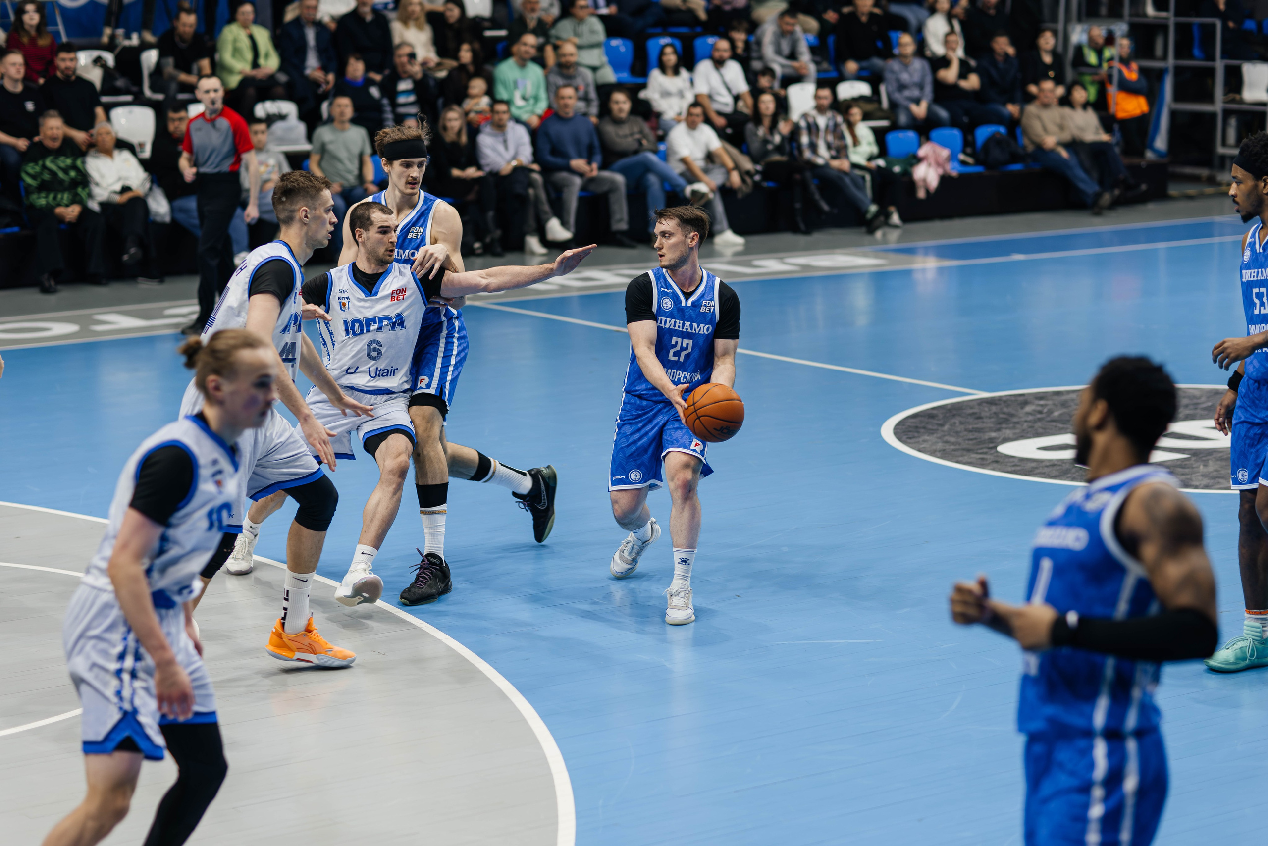 Баскетбол — Динамо. Репортажный и свадебный фотограф во Владивостоке Максим Цой