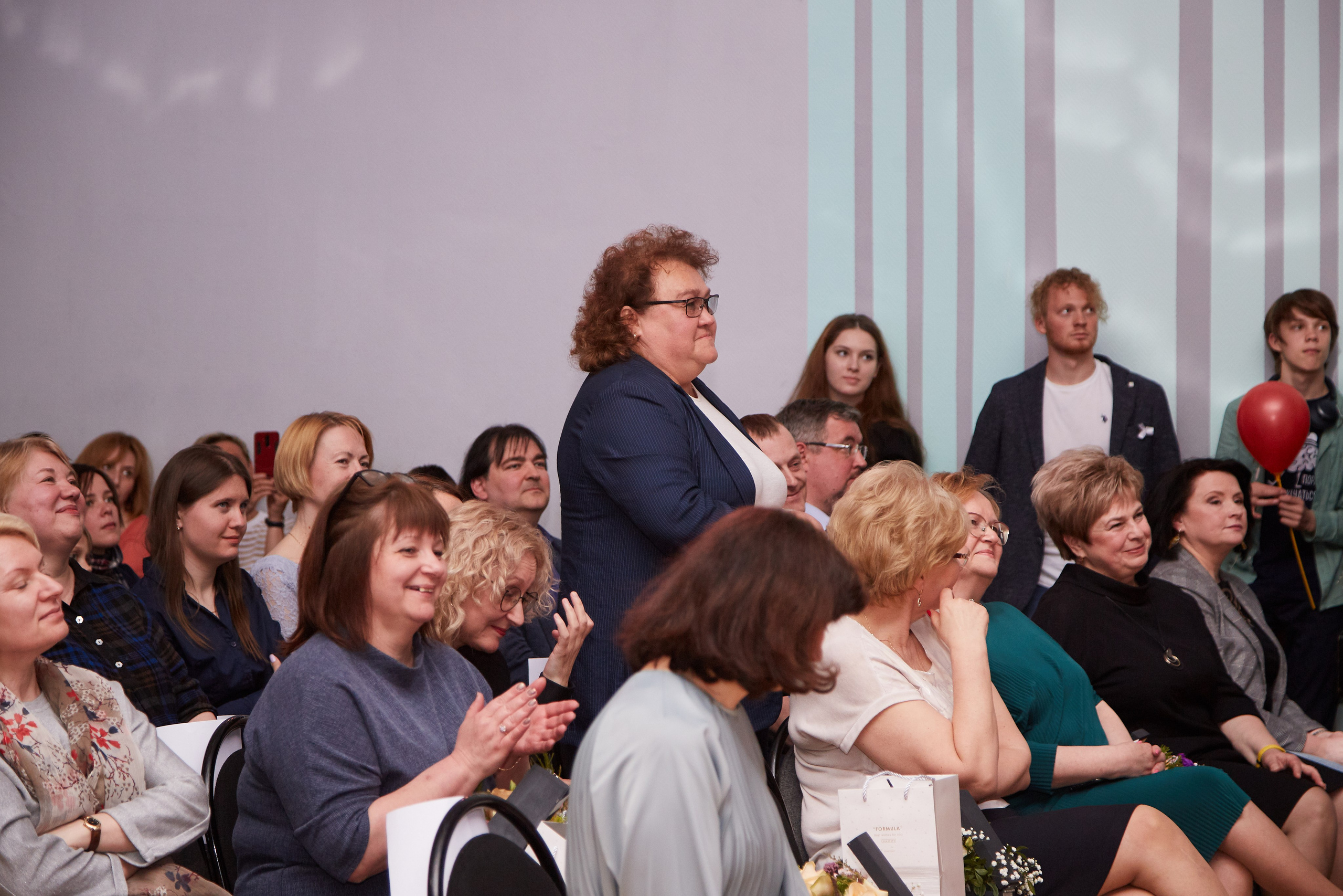 Последний звонок. Фотограф Савченко Люба. Москва