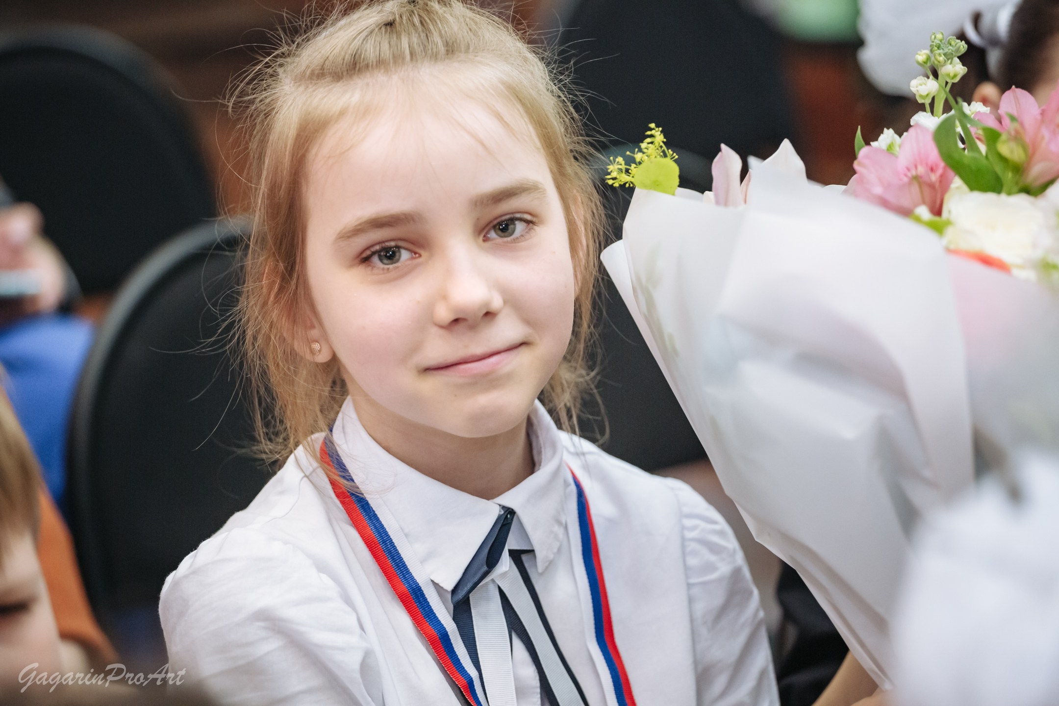 Репортаж в школе на выпускной. Фотограф на выпускной. GagarinProArt