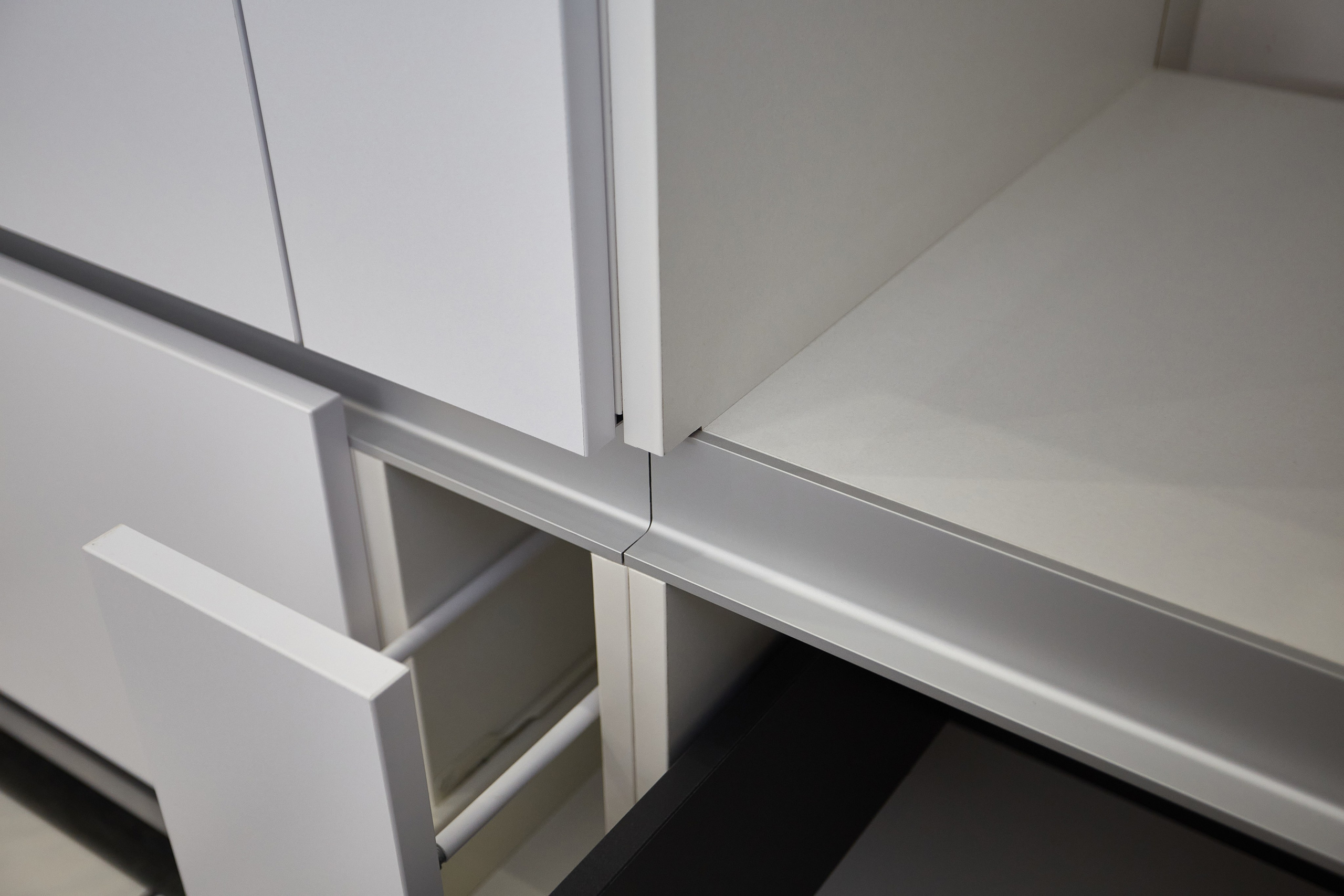 Лаконичная кухня. Мебель под заказ. Дрогичин