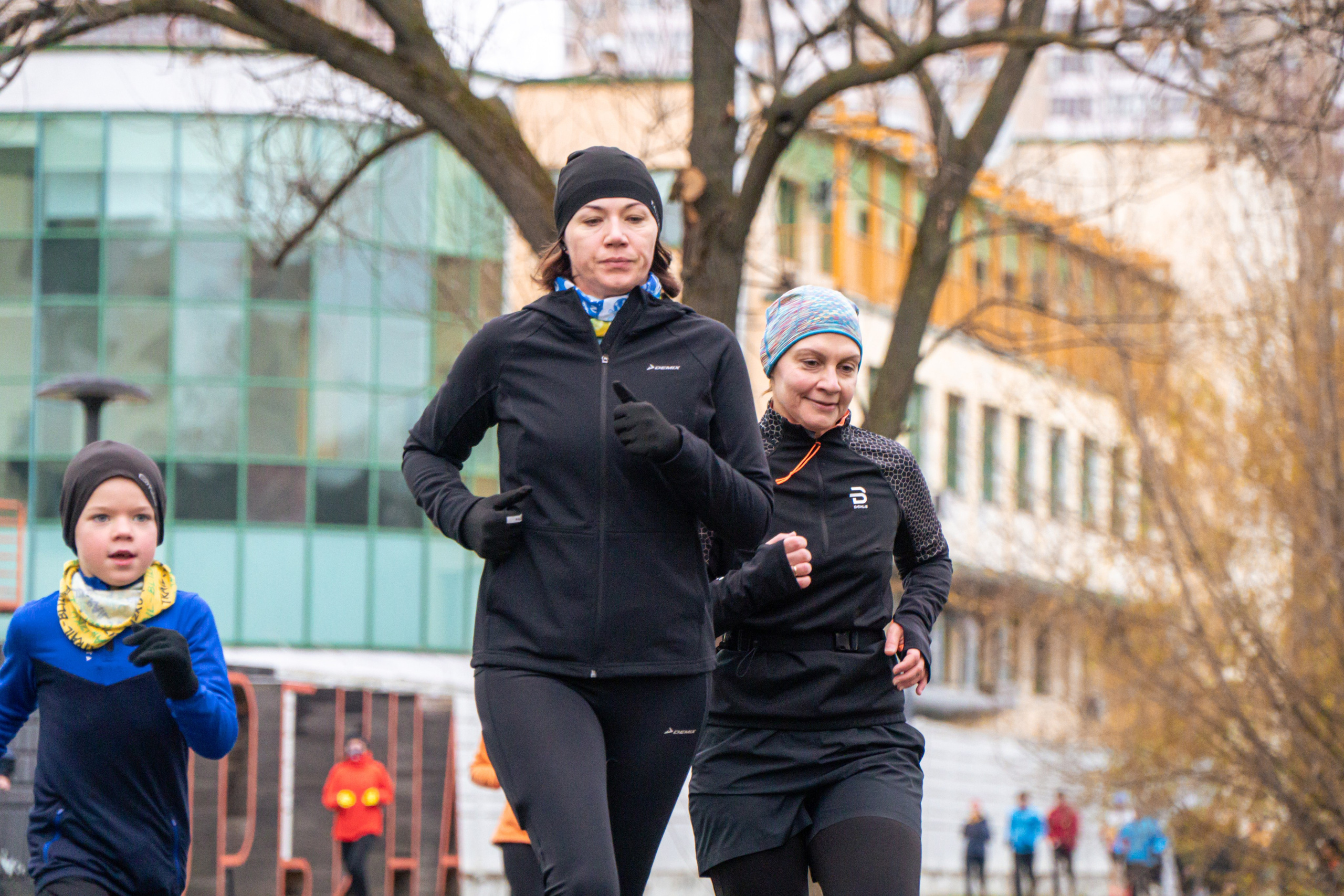 5 вёрст Реутов 16.11.2024. Роман Капилюшов. Бег. Фото. Видео. г. Люберцы