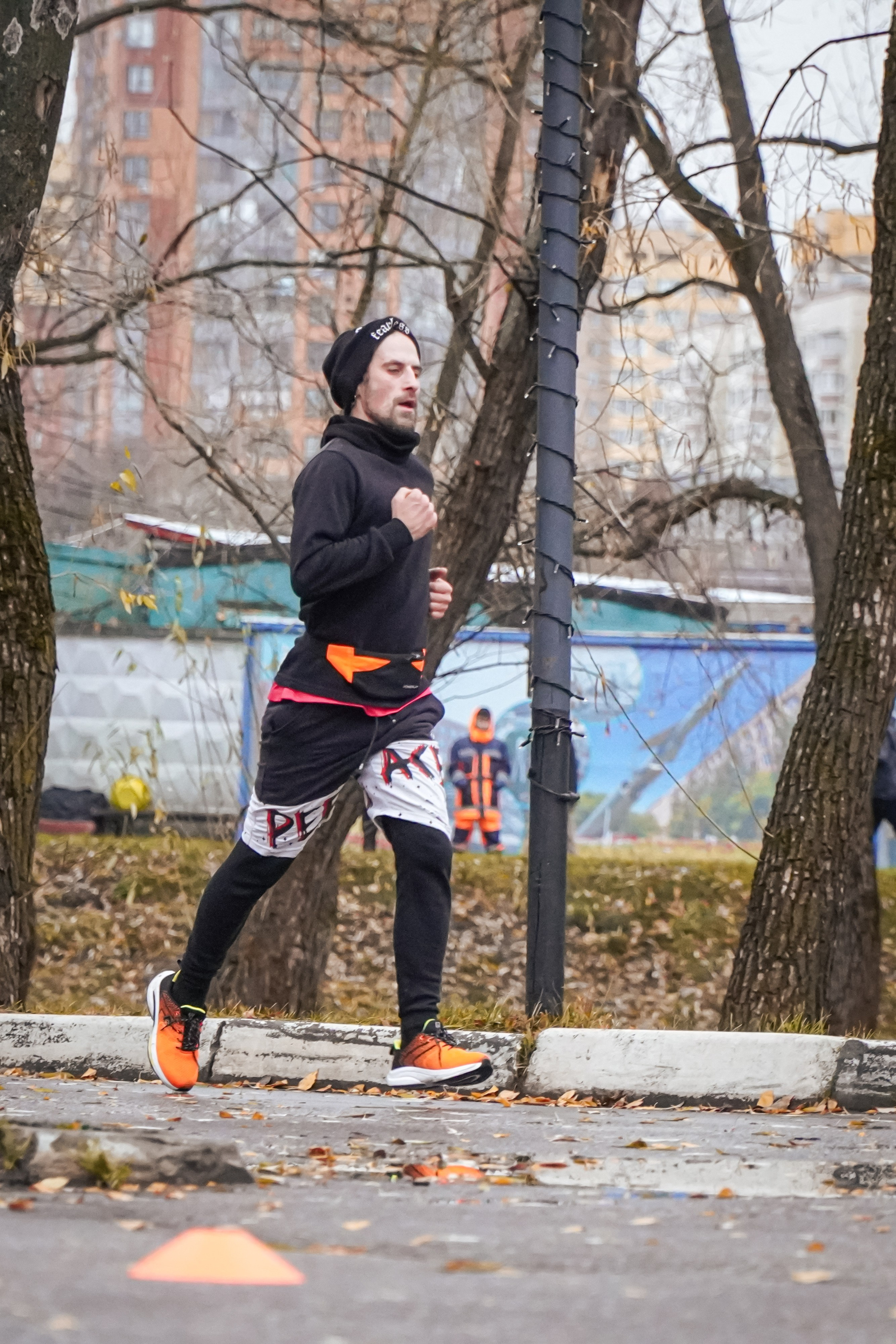 5 вёрст Реутов 16.11.2024. Роман Капилюшов. Бег. Фото. Видео. г. Люберцы