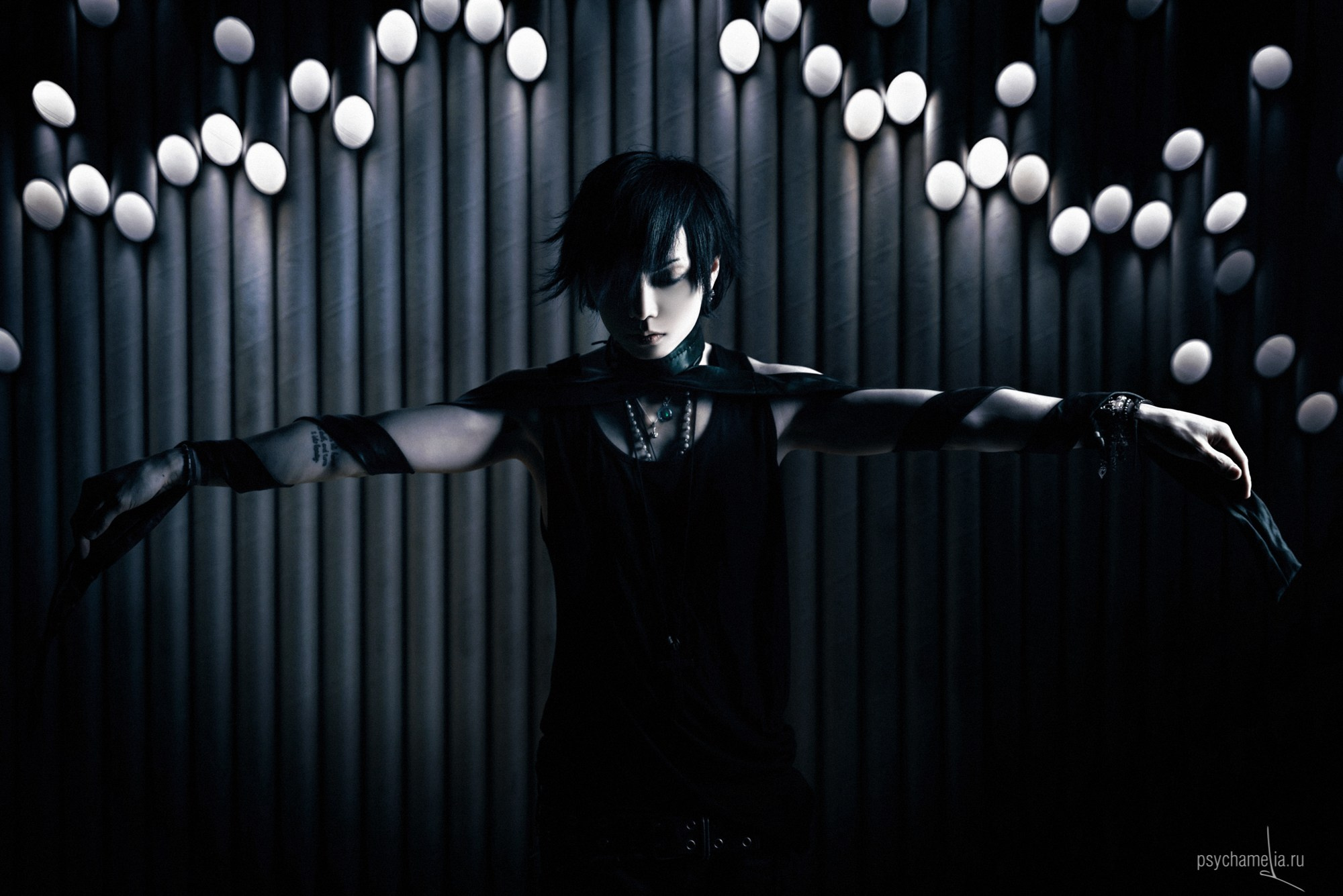 Studio and outdoors. Main