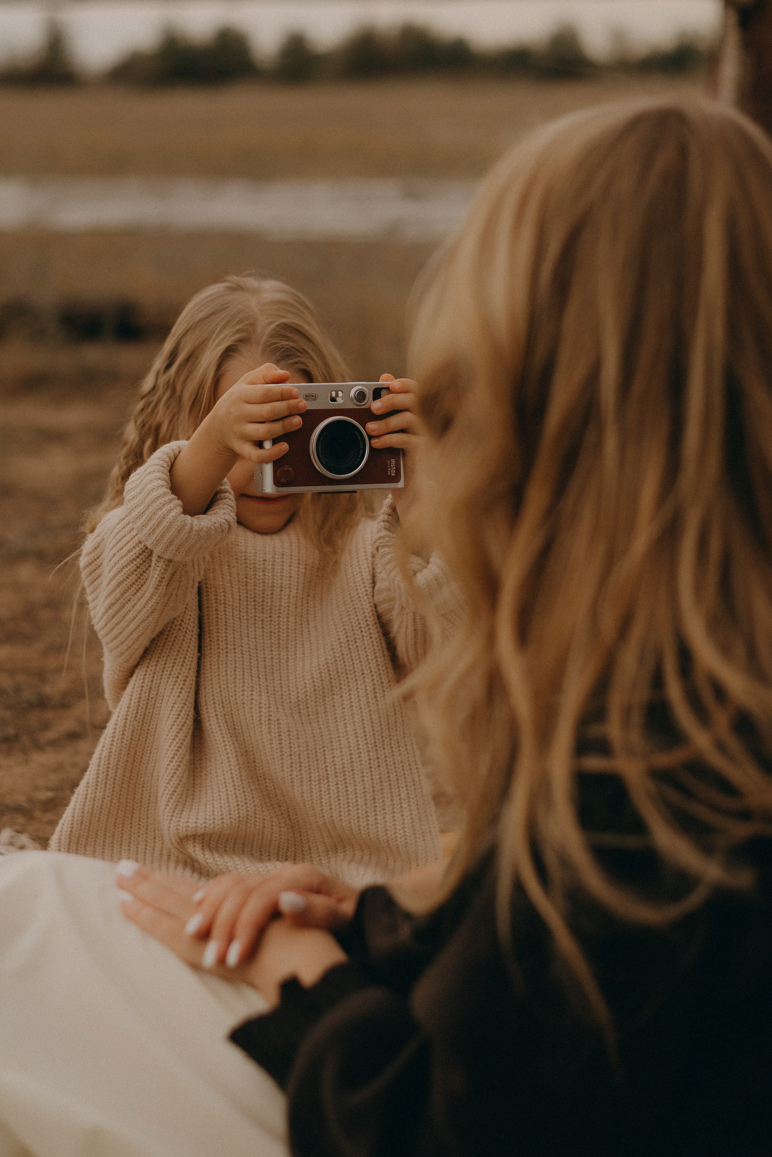 Света и Даша