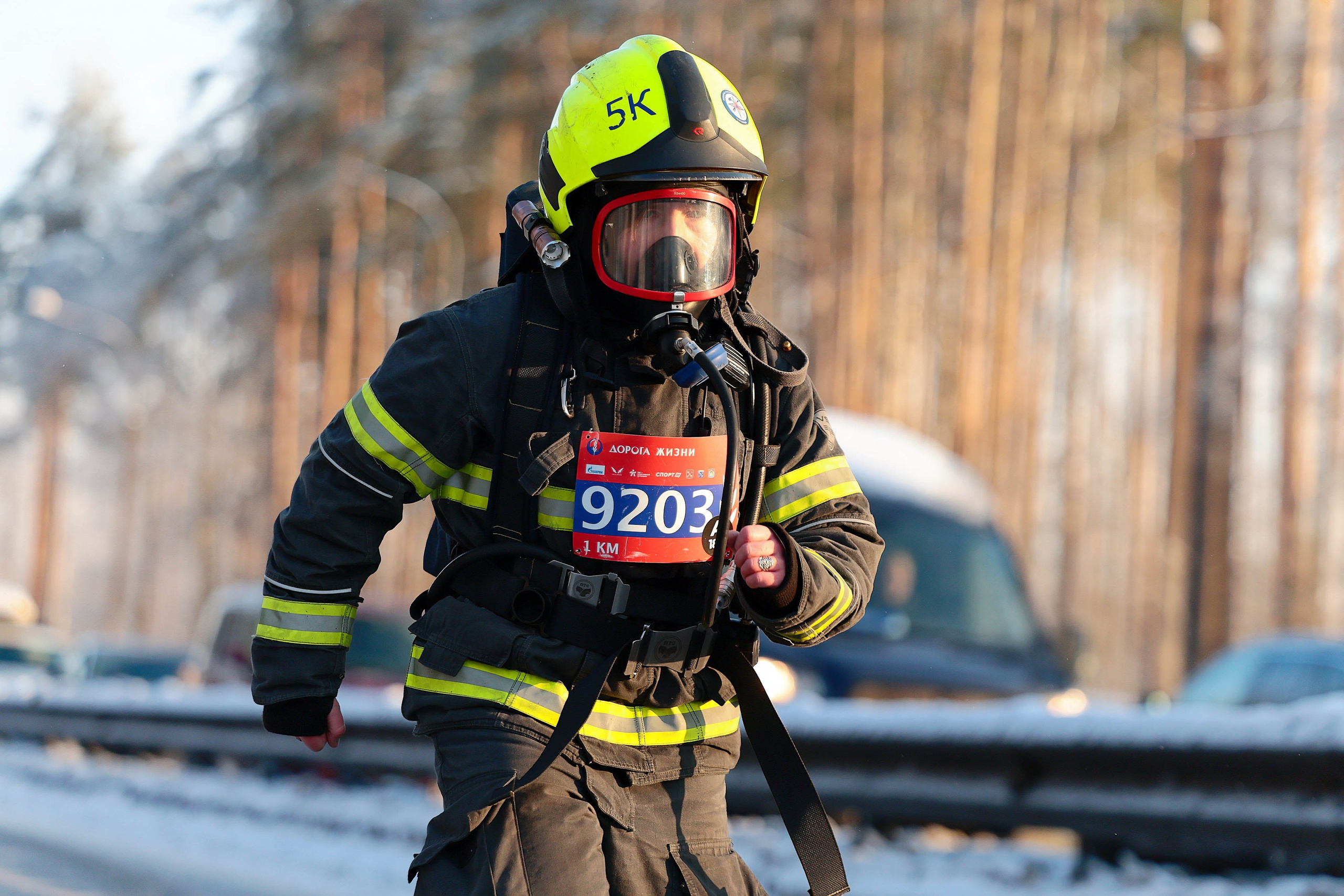 Зимний марафон «Дорога жизни» 2026. Спортивный фотограф в Санкт-Петербурге Илья Vacool