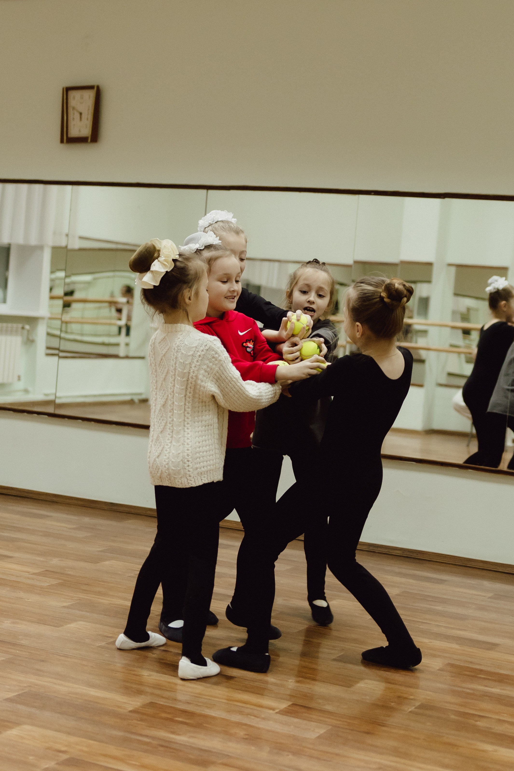 Мастер-класс от Дмитрия Бажукова для шоу-балет ГРАНД. Фотограф в Кирове и Кирово-Чепецке Валерия Шиляева