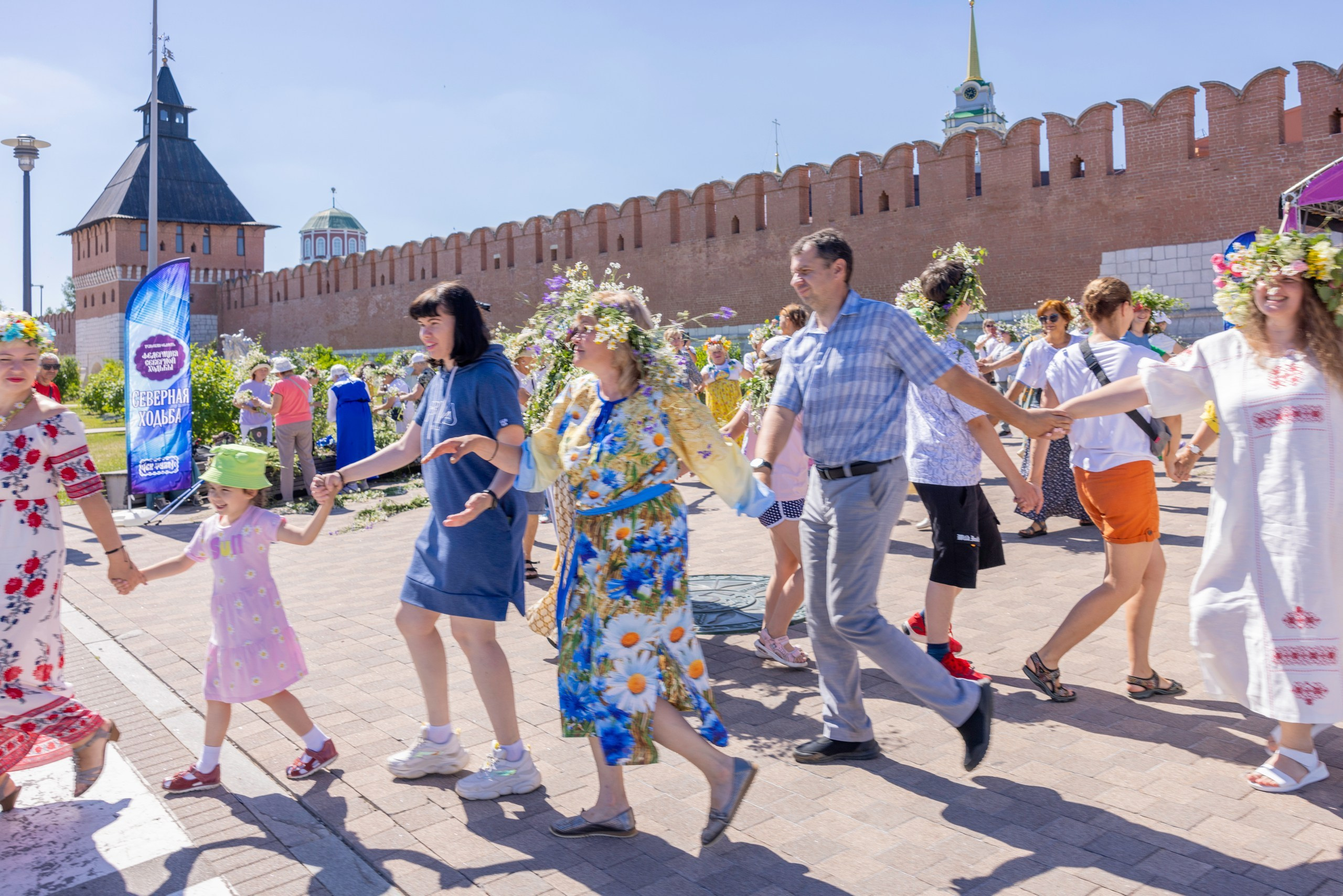 Фестиваль «Ромашковый хоровод». Северная ходьба. Фотограф в Туле Крупский АнДРей. Фотостудия «КАДР71» в Туле