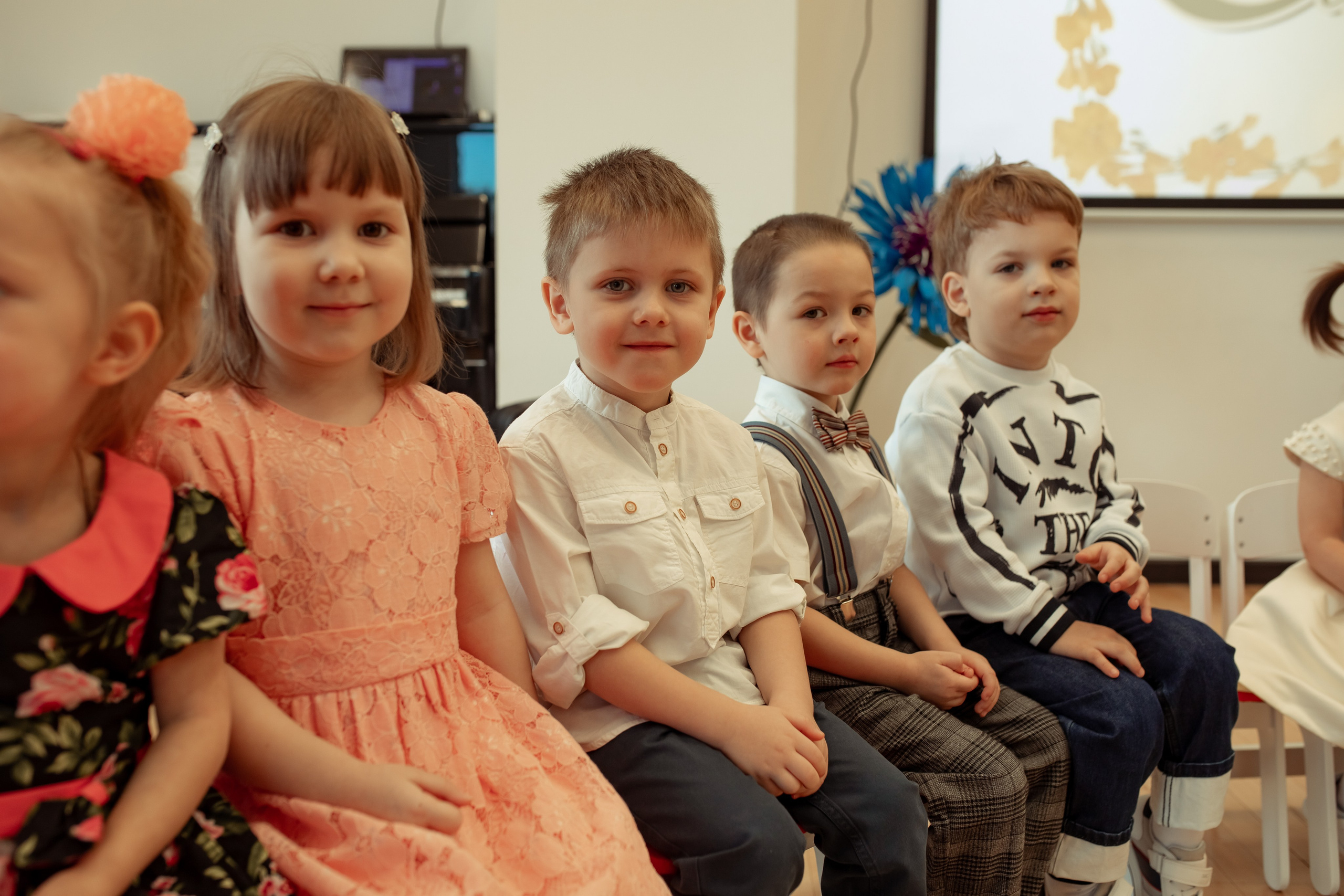 Праздник весны в детском саду. Семейный и детский фотограф в Москве Дорогова Екатерина