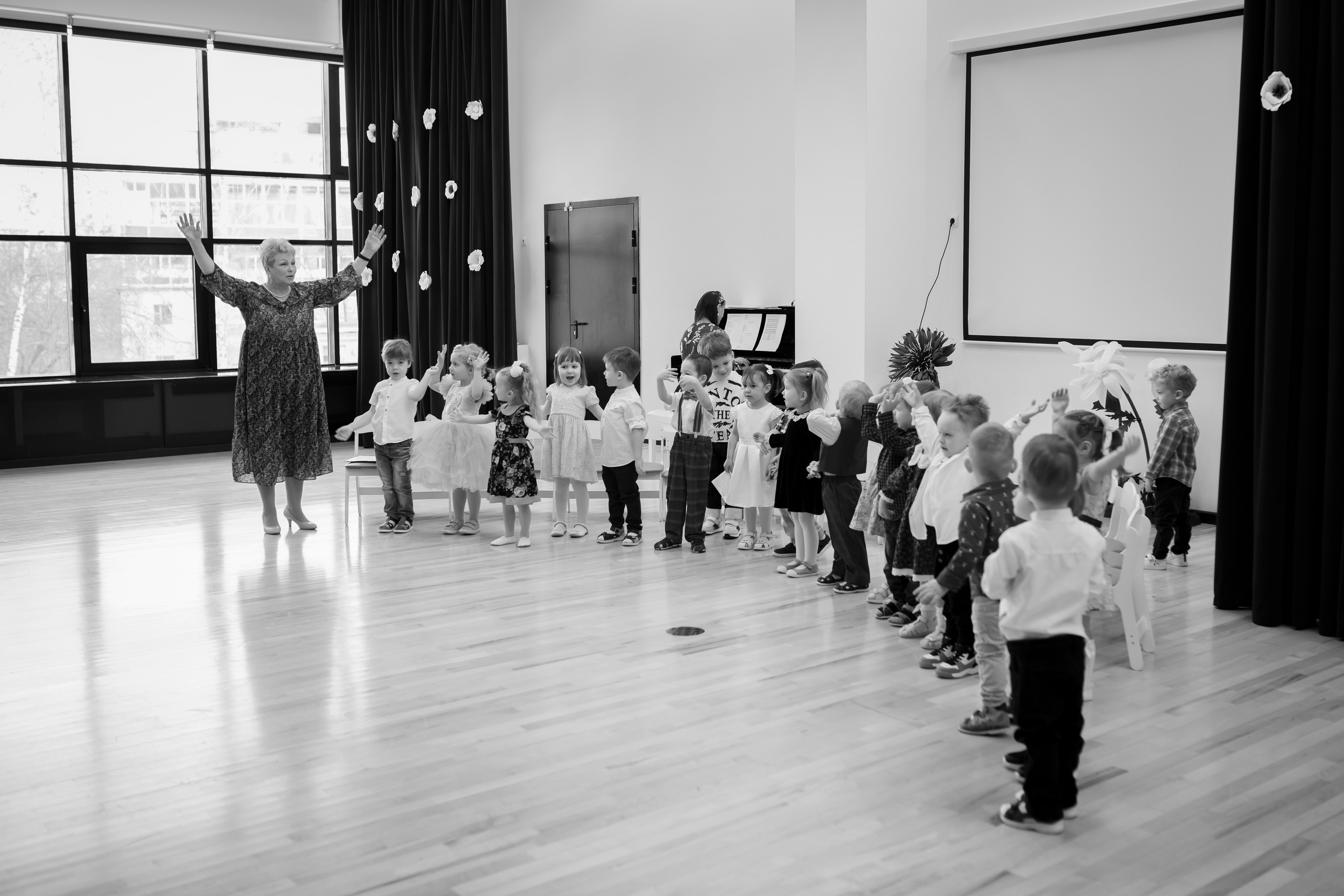 Праздник весны в детском саду. Семейный и детский фотограф в Москве Дорогова Екатерина