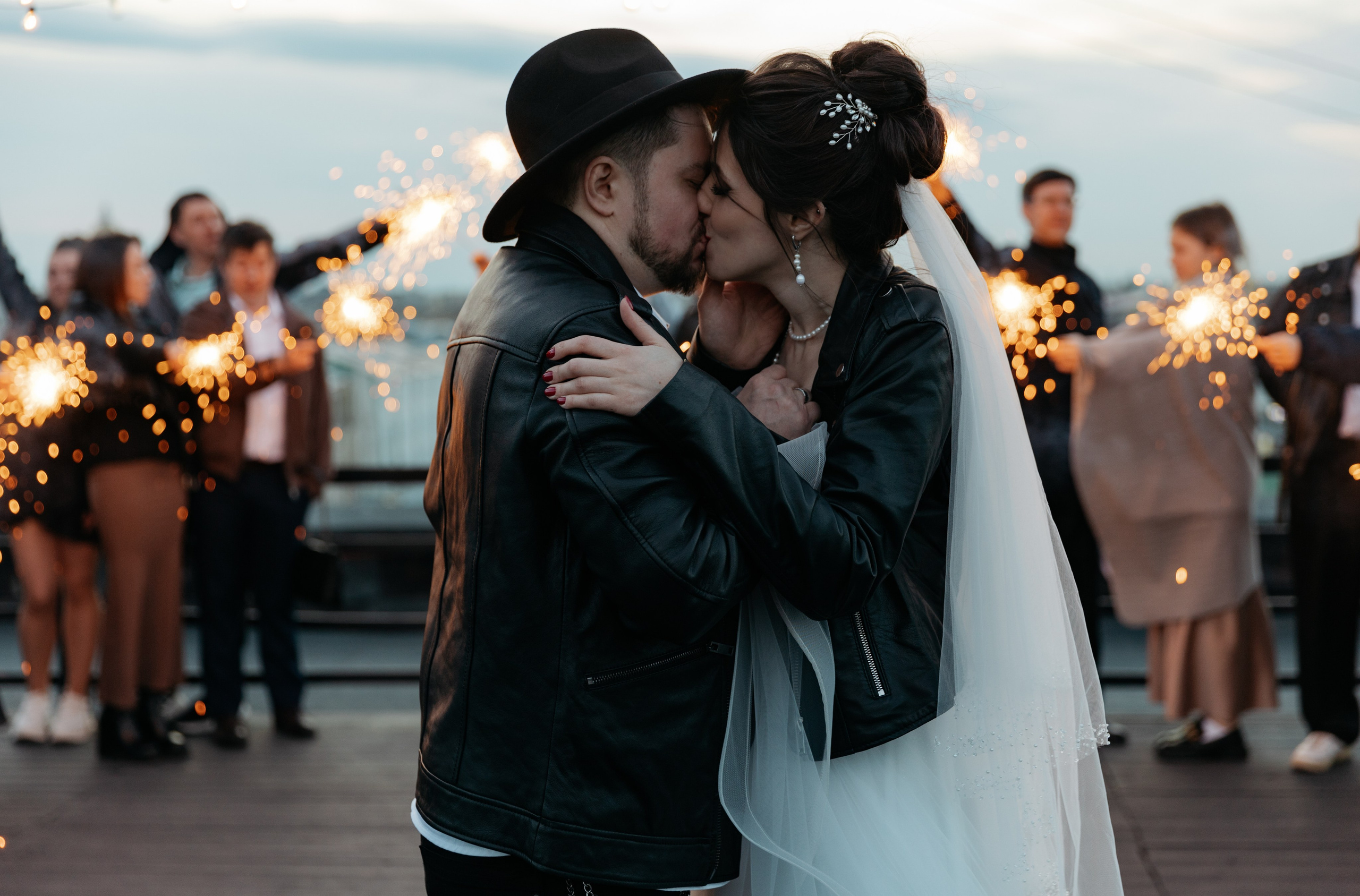 Ты молчишь, а я улыбаюсь, Мария. Свадебный и репортажный фотограф в Санкт-Петербурге