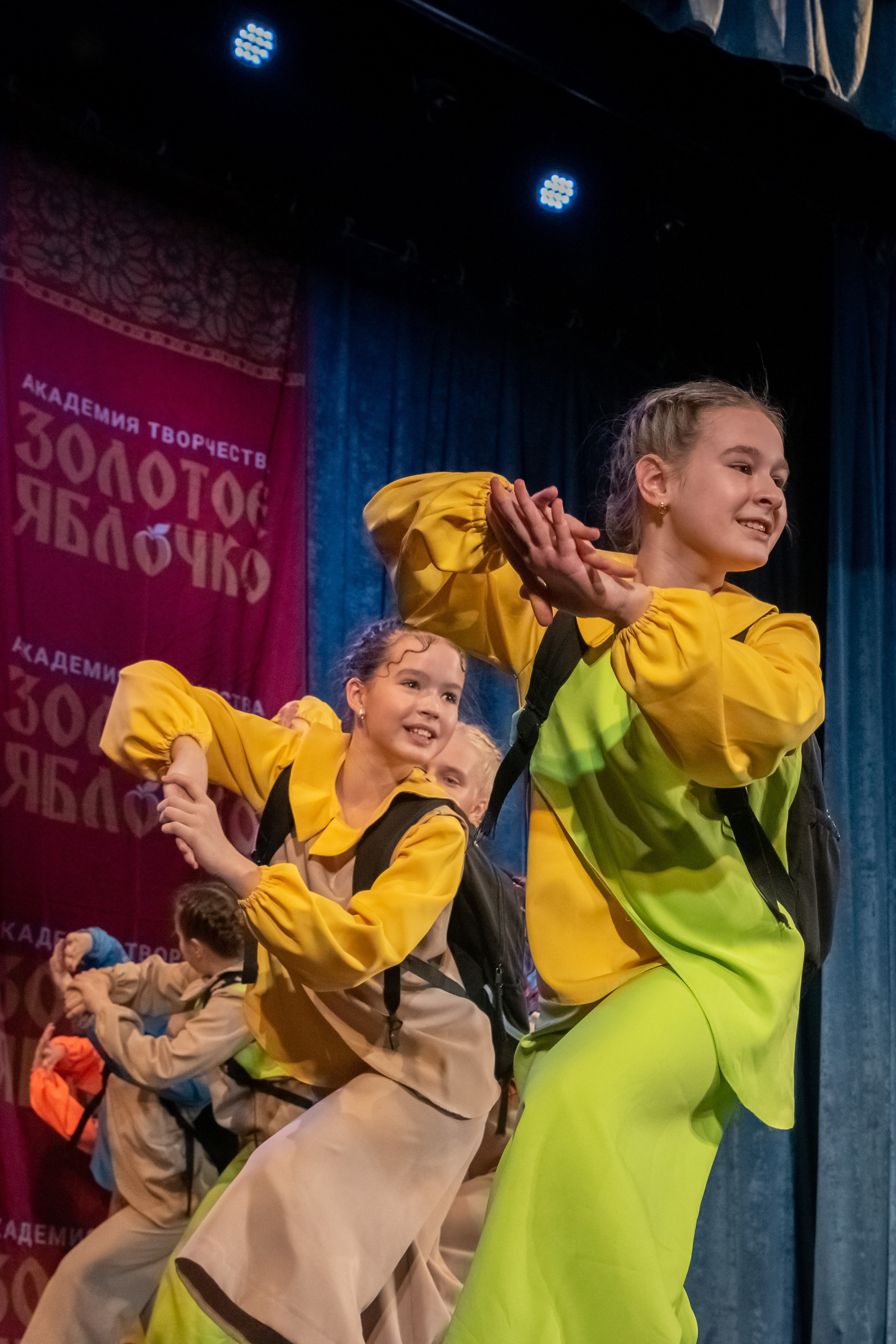 7 декабря, г. Выборг. Золотое яблочко