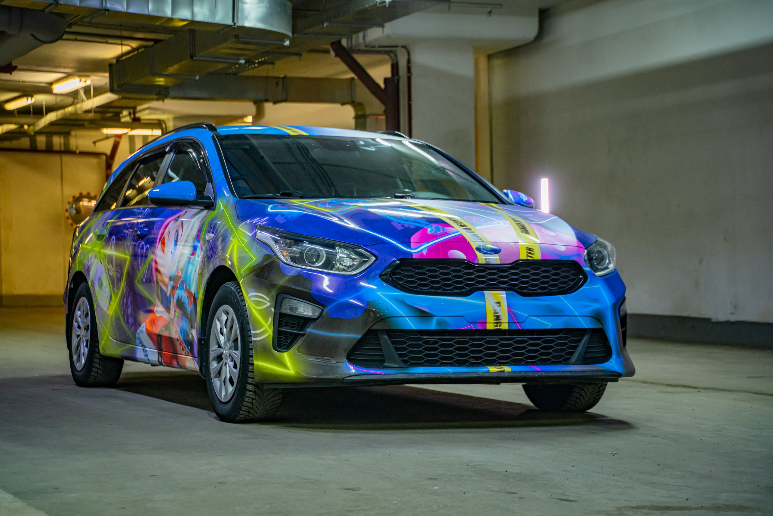 Винилография на KIA Ceed SW. Студия дизайна и оклейки авто Barmaley Design