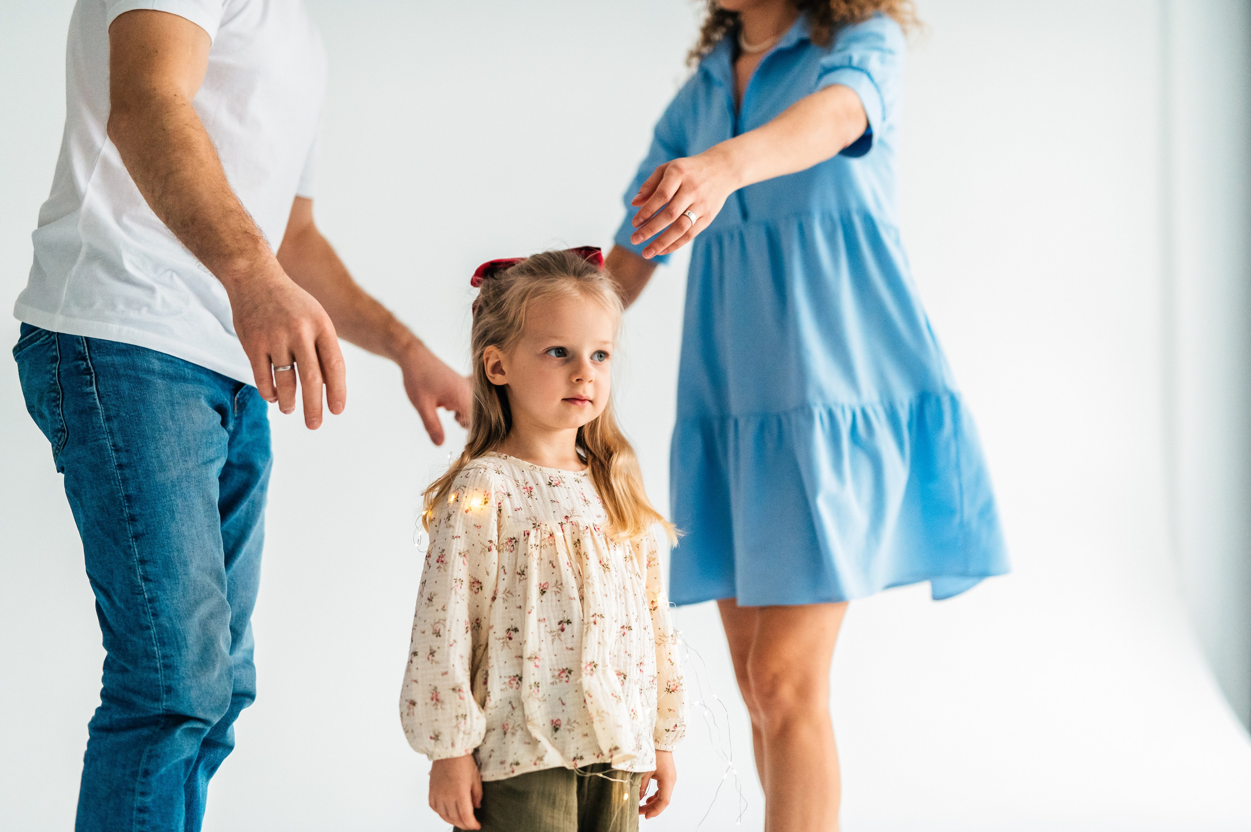 Январская егоза в фотостудии. Семейный фотограф. Lifestyle. Москва. Анастасия Михайлова