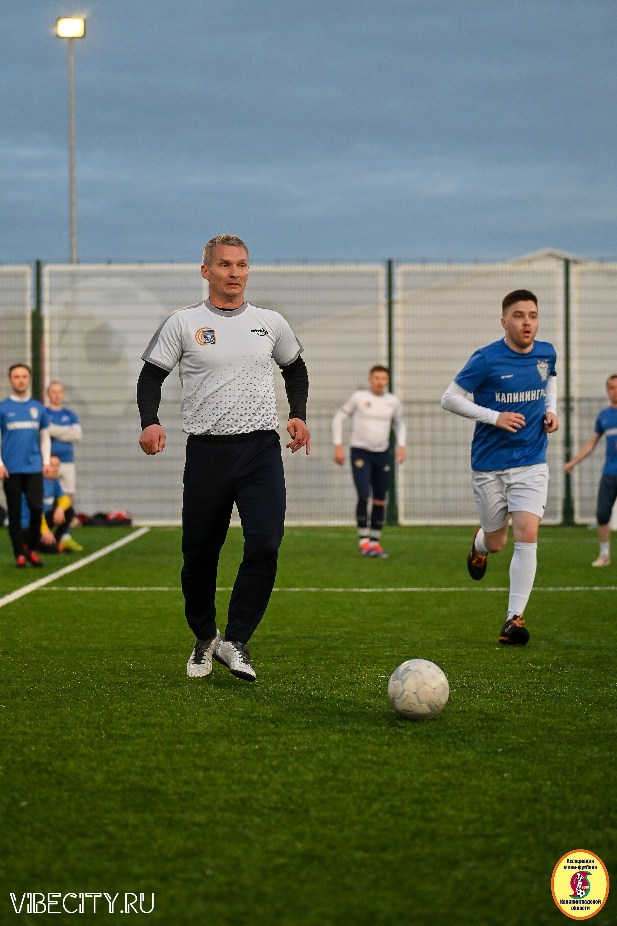 ИГРЫ МИНИ-ФУТБОЛЬНОЙ И КОРПОРАТИВНОЙ ЛИГИ. VIBECITY.RU Вайб Сити Ру Фоторепортажи Фотоотчеты Калининград