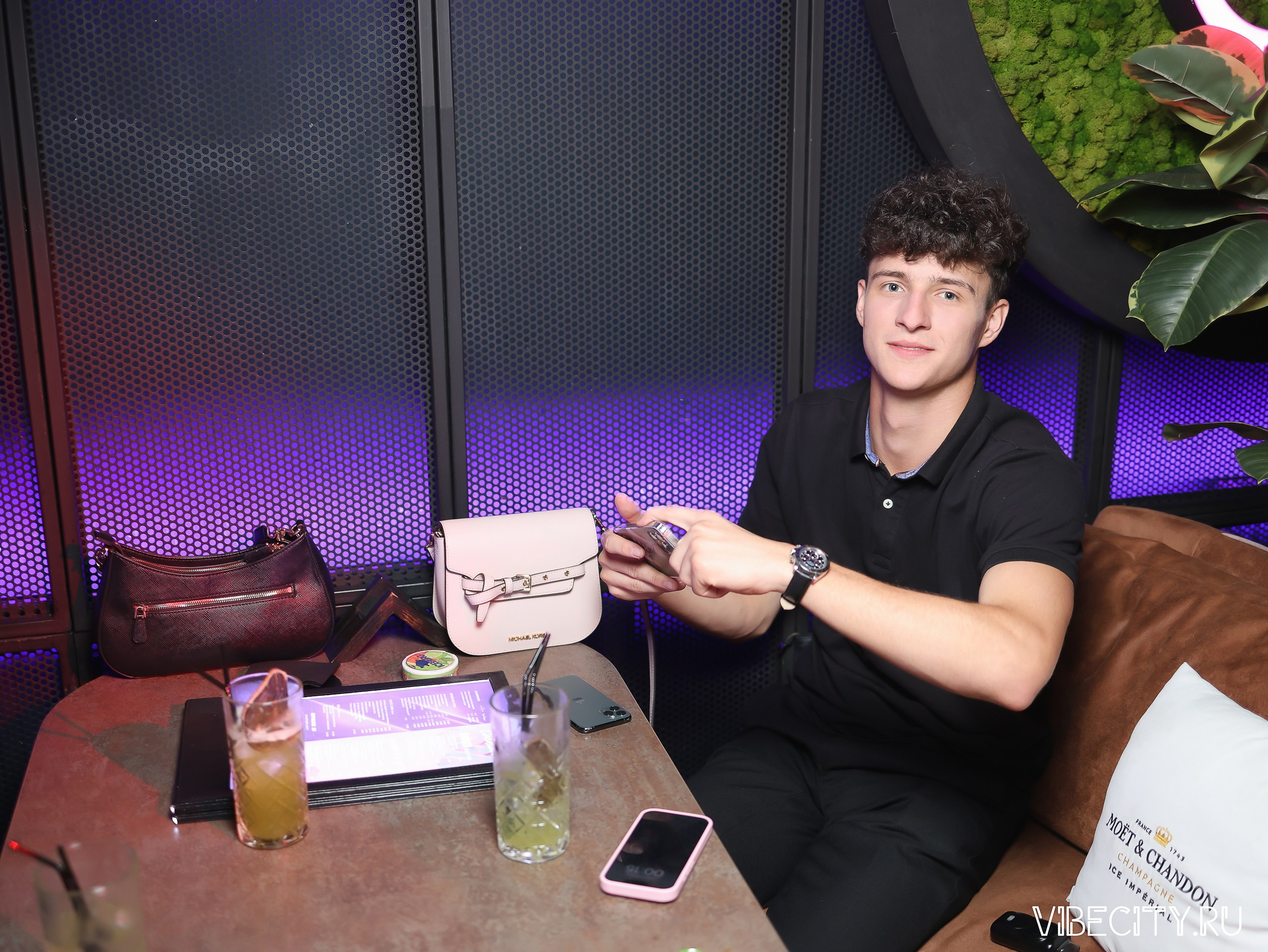 DOUBLE U. VIBECITY.RU Вайб Сити Ру Фоторепортажи Фотоотчеты Калининград