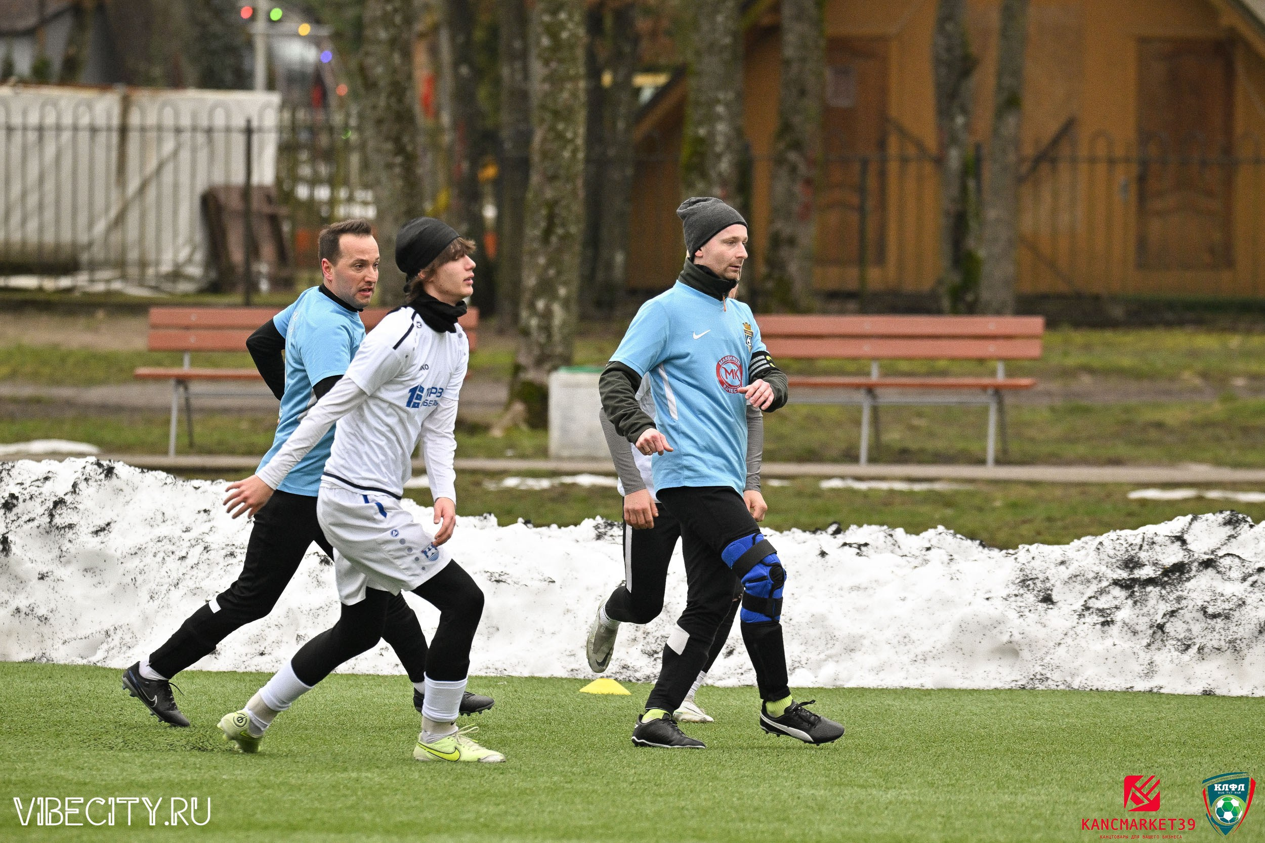 XX ЧЕМПИОНАТ КАЛИНИНГРАДСКОЙ ЛФЛ КАНЦМАРКЕТ39 сезона 2024–2025 гг. VIBECITY.RU Вайб Сити Ру Фоторепортажи Фотоотчеты Калининград