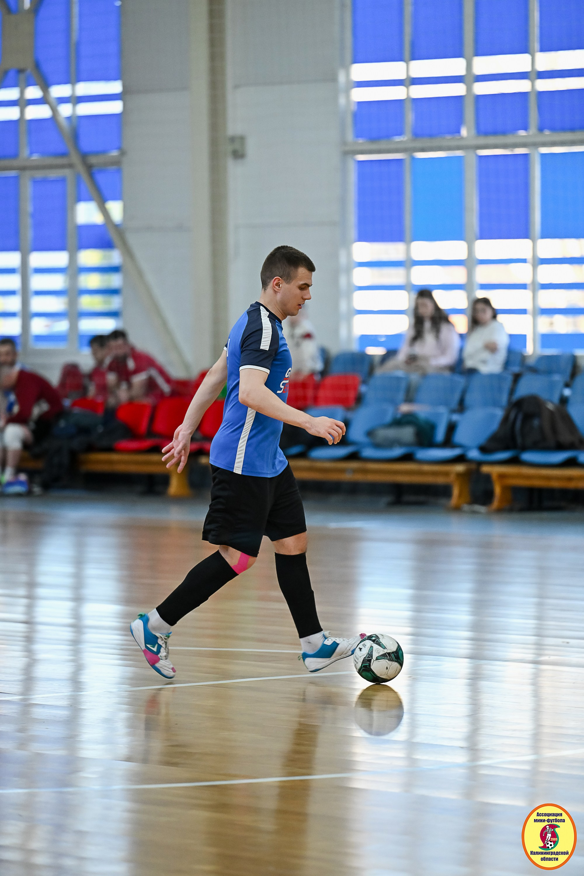 Корпоративная Бизнес Лига по футзалу — Весна 2026. VIBECITY.RU Вайб Сити Ру Фоторепортажи Фотоотчеты Калининград