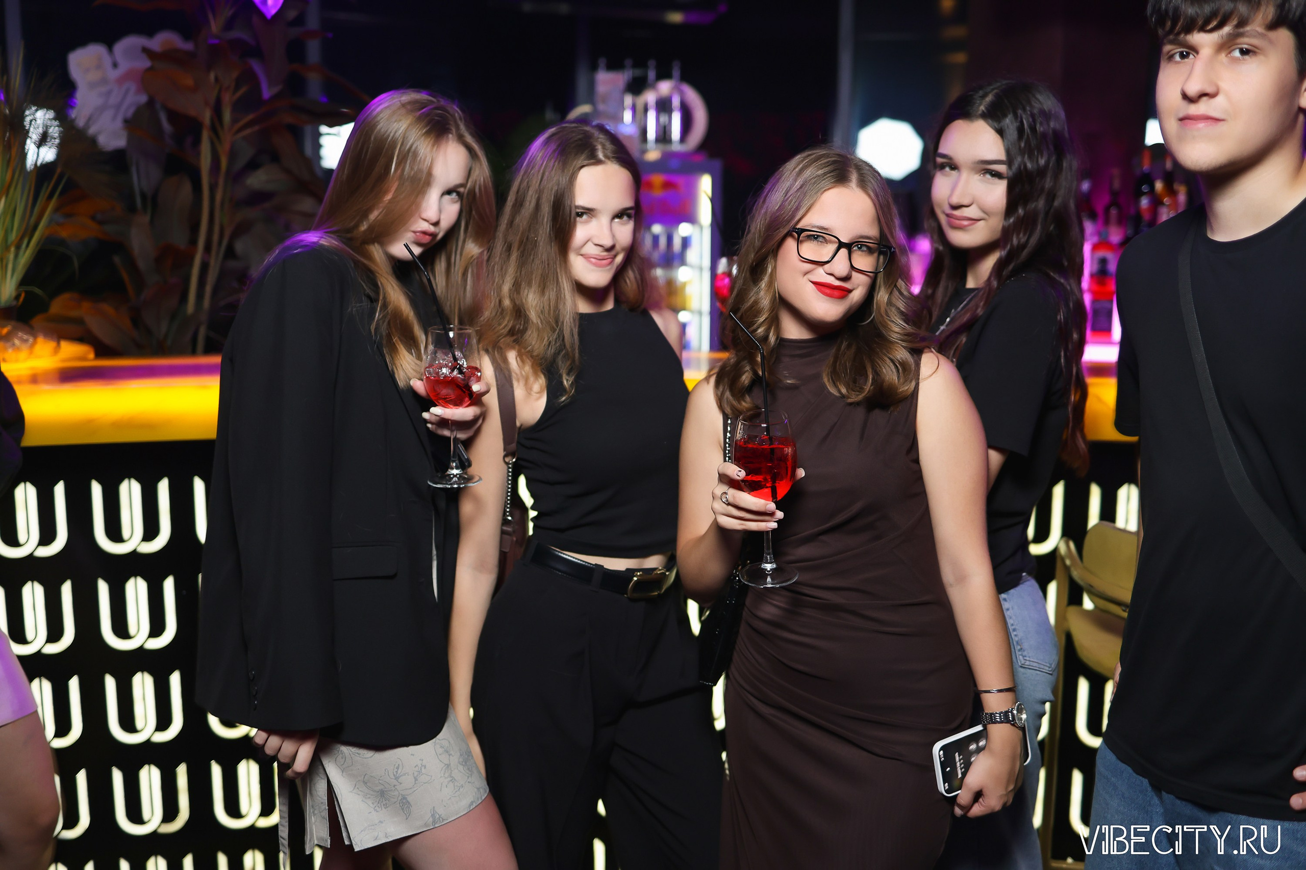 DOUBLE U. VIBECITY.RU Вайб Сити Ру Фоторепортажи Фотоотчеты Калининград