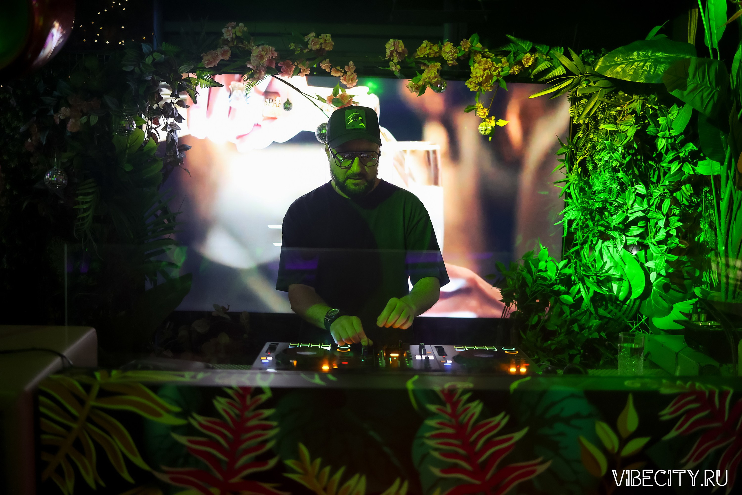 DOUBLE U. VIBECITY.RU Вайб Сити Ру Фоторепортажи Фотоотчеты Калининград