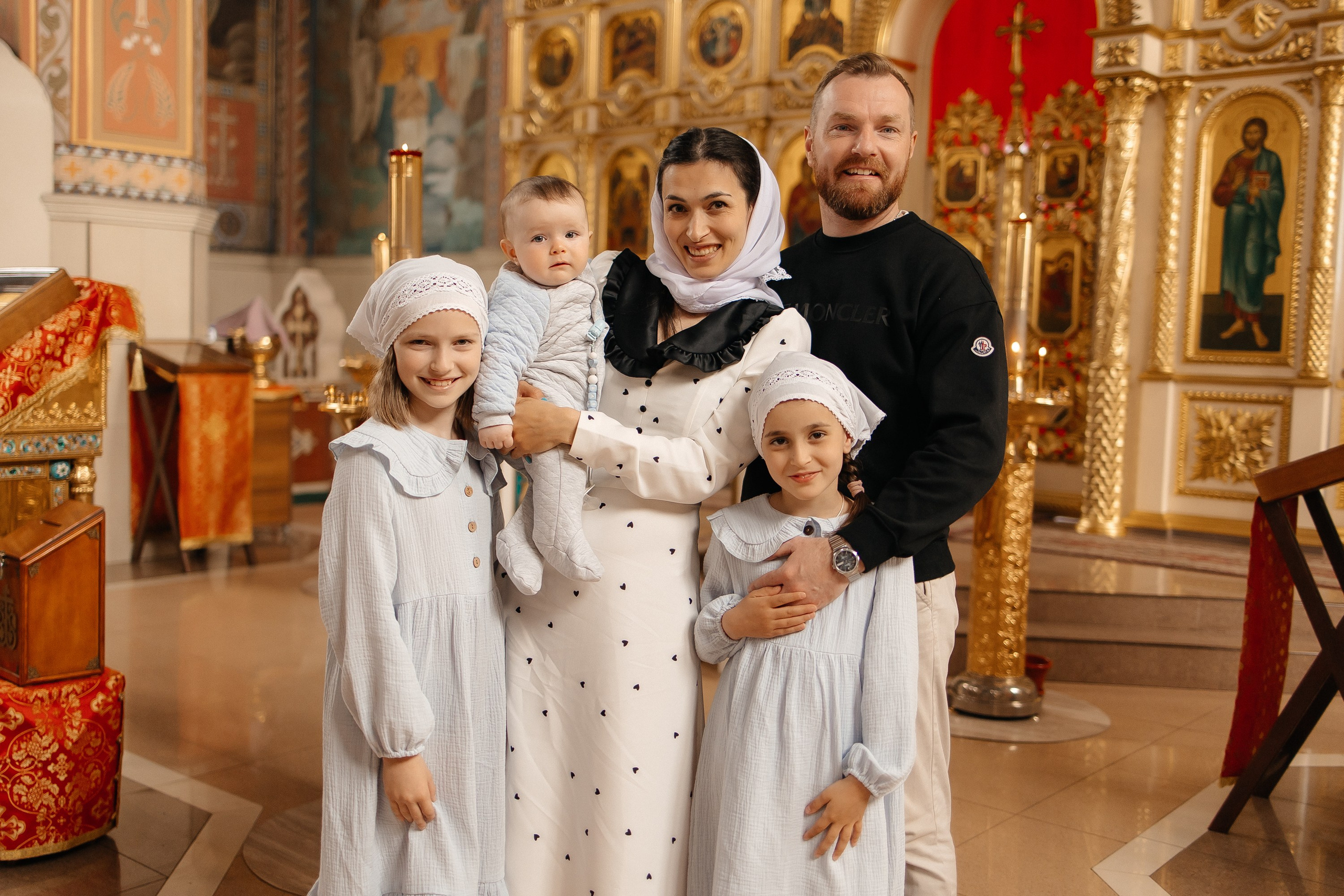 Таинство Крещения Михаила. Семейный фотограф в Краснодаре Храмова Анна
