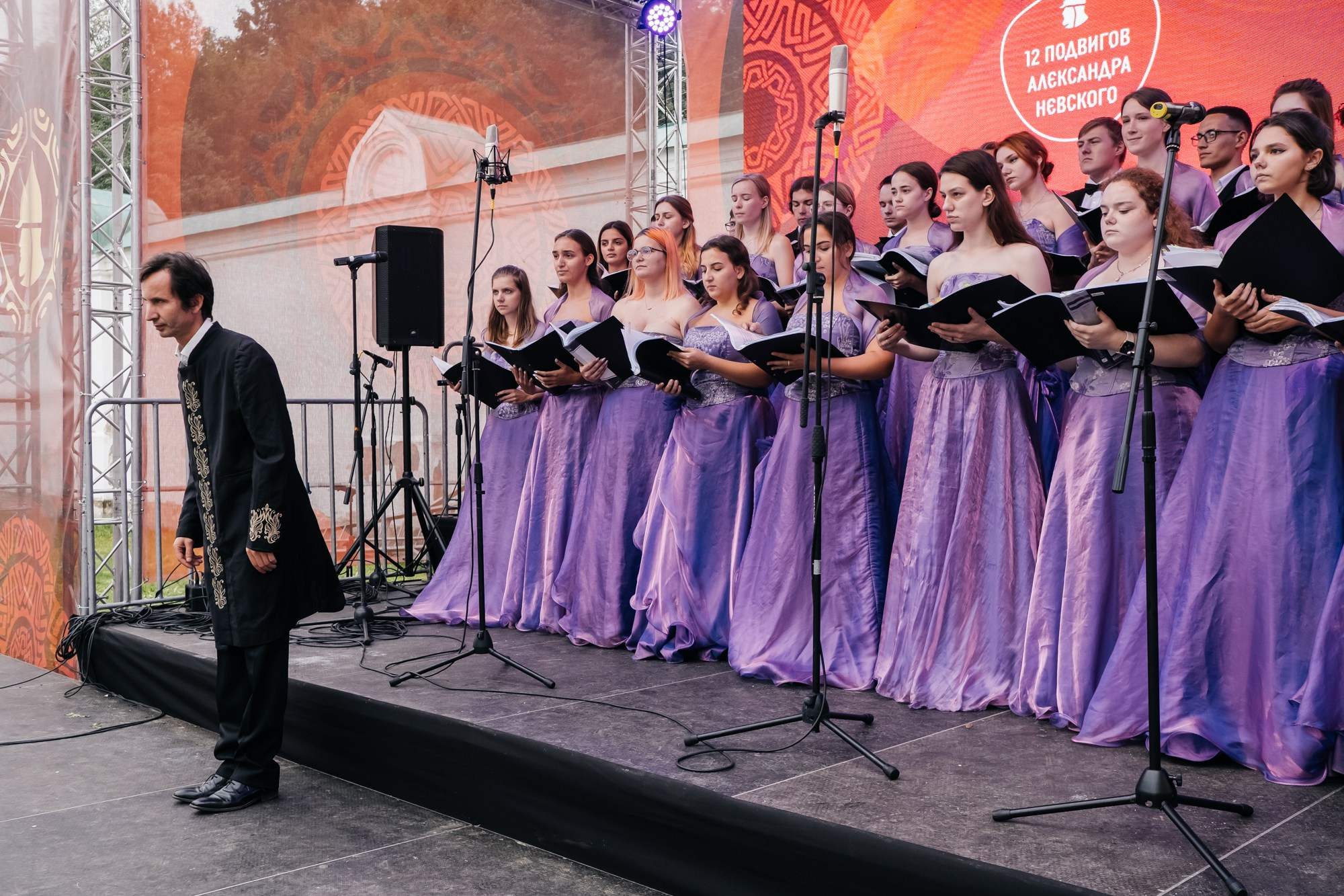 Всероссийский форум «12 подвигов Александра Невского» | Старая Ладога 2021. Репортажный фотограф в Санкт-Петербурге СПБ Алиса Ческидова на ваше мероприятие