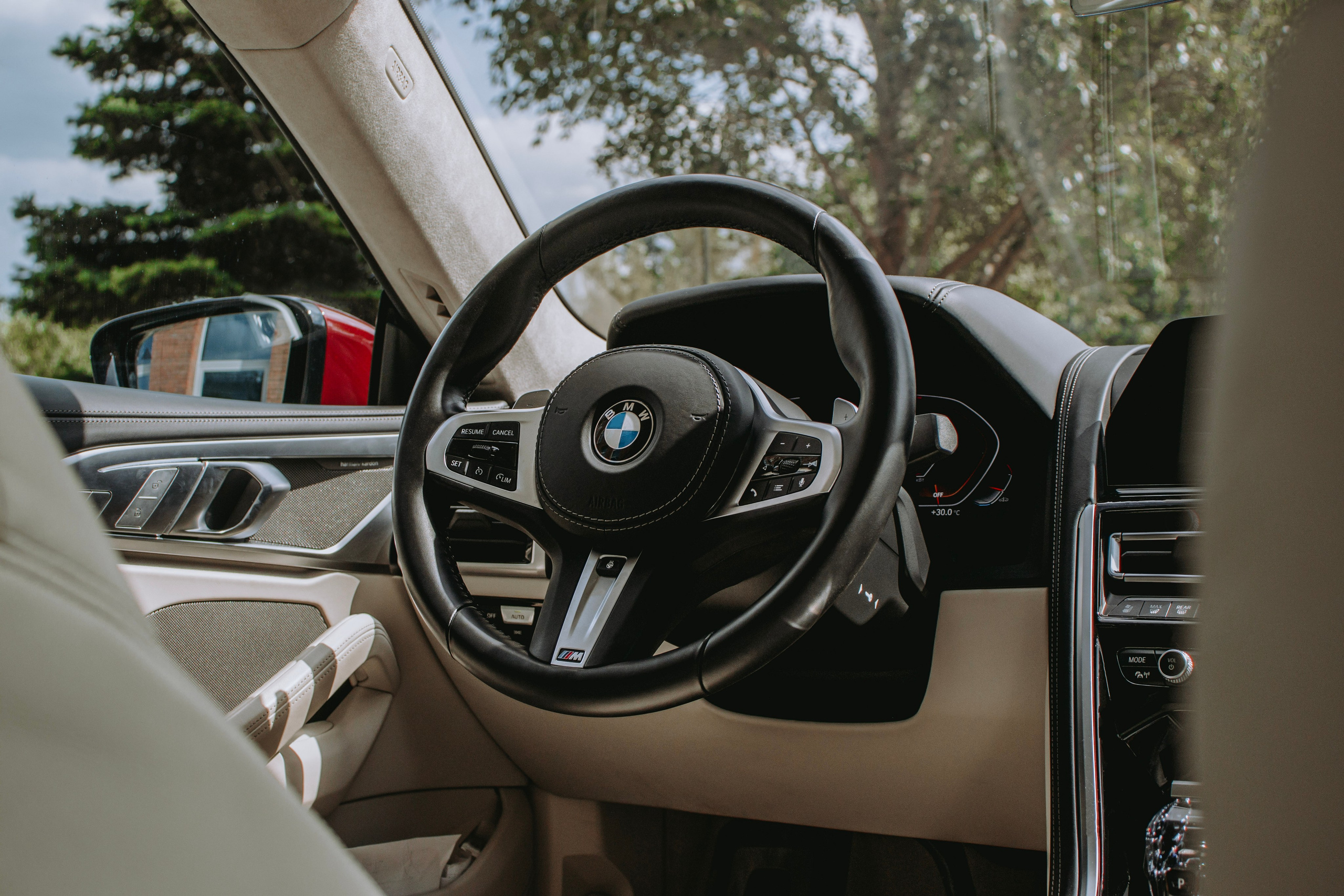 BMW 8 Grand Coupe. Автомобильный фотограф Ногинск Денис Городок