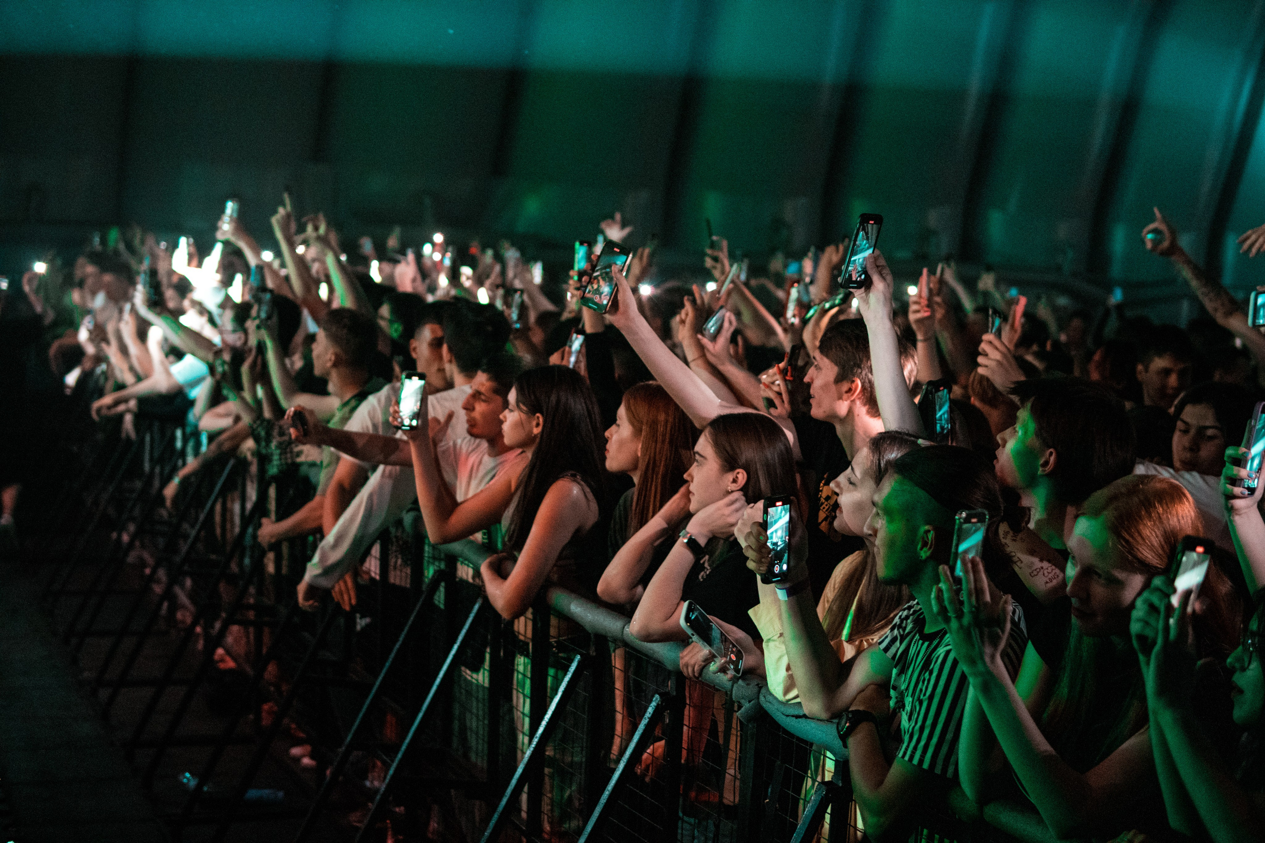 Концерт SODA LUV. Фотограф в Ростове-на-Дону Игорь Апасеев