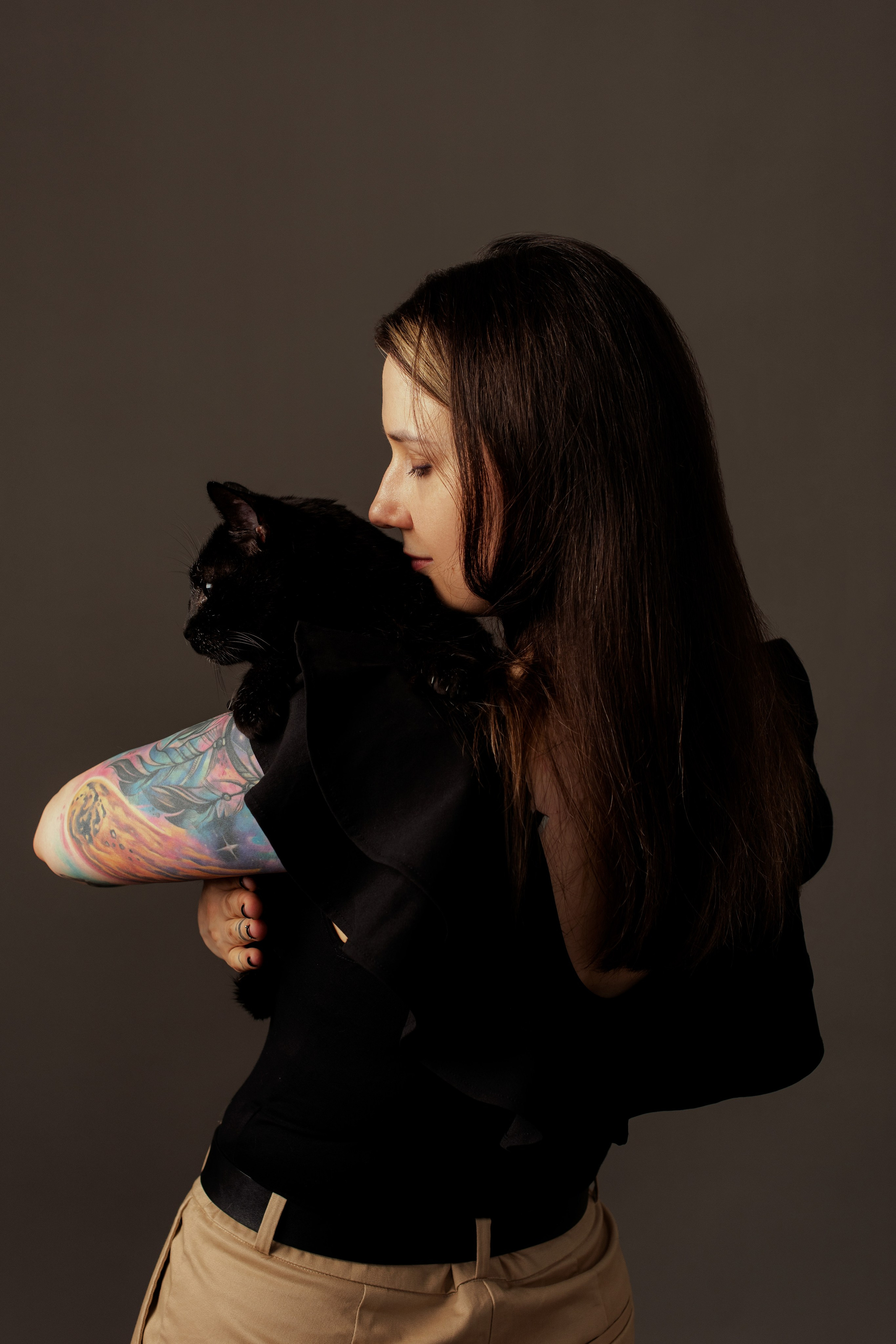 Анна с котиком. Женский фотограф в Москве и МО