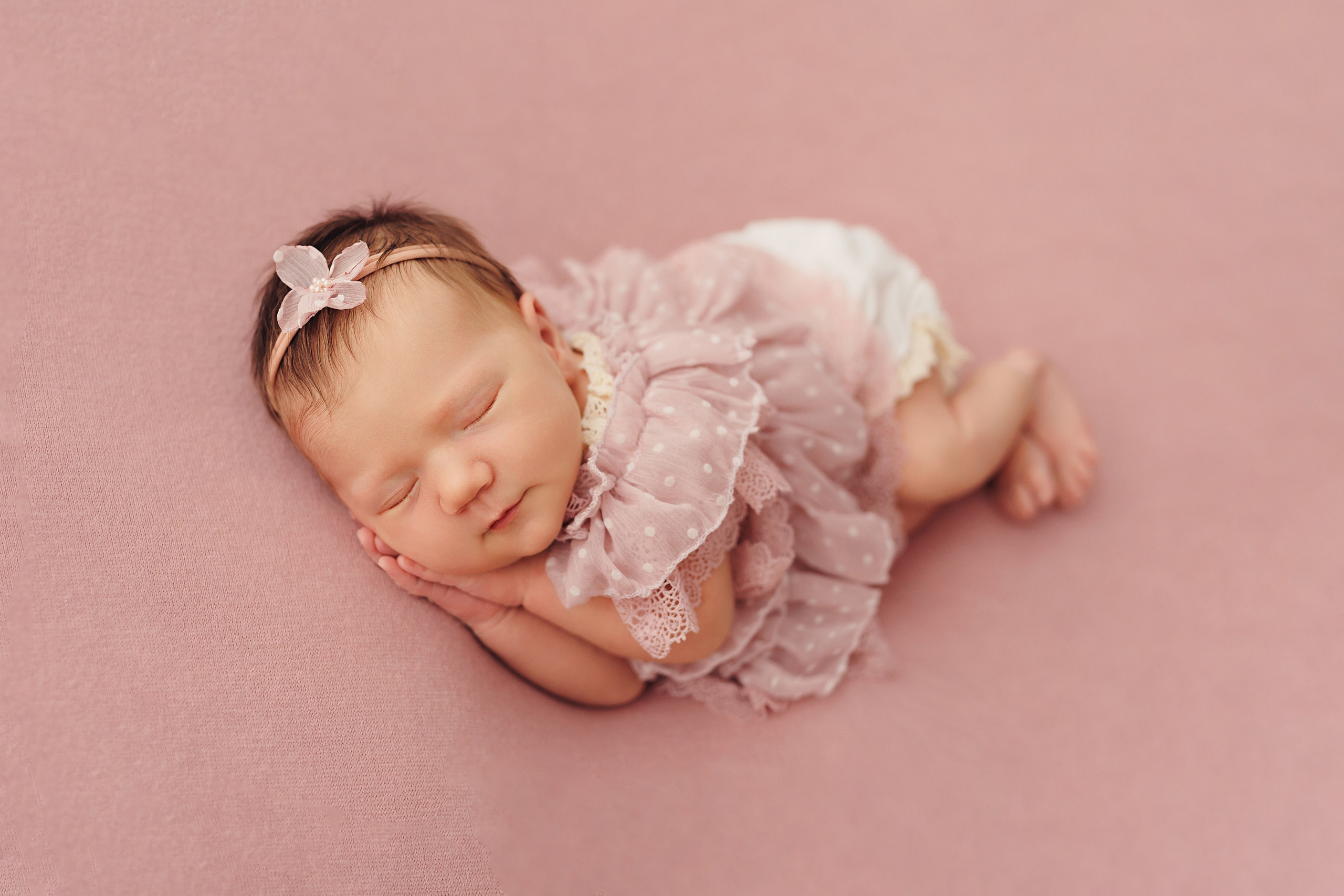 Новорожденные. Света. Профессиональная детская и семейная фотостудия в Краснодаре