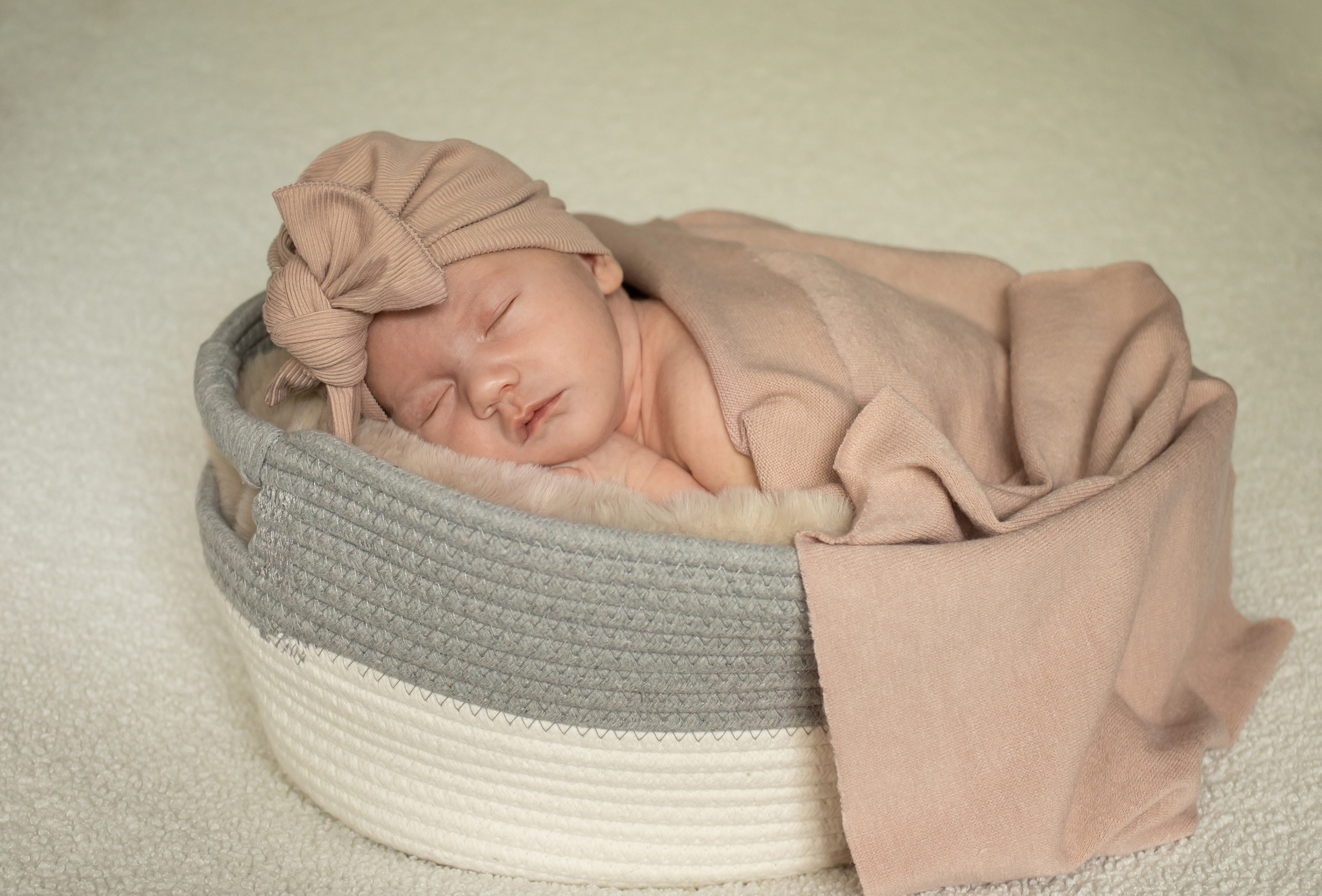 Новорожденные. Фотограф новорожденных в Екатеринбурге