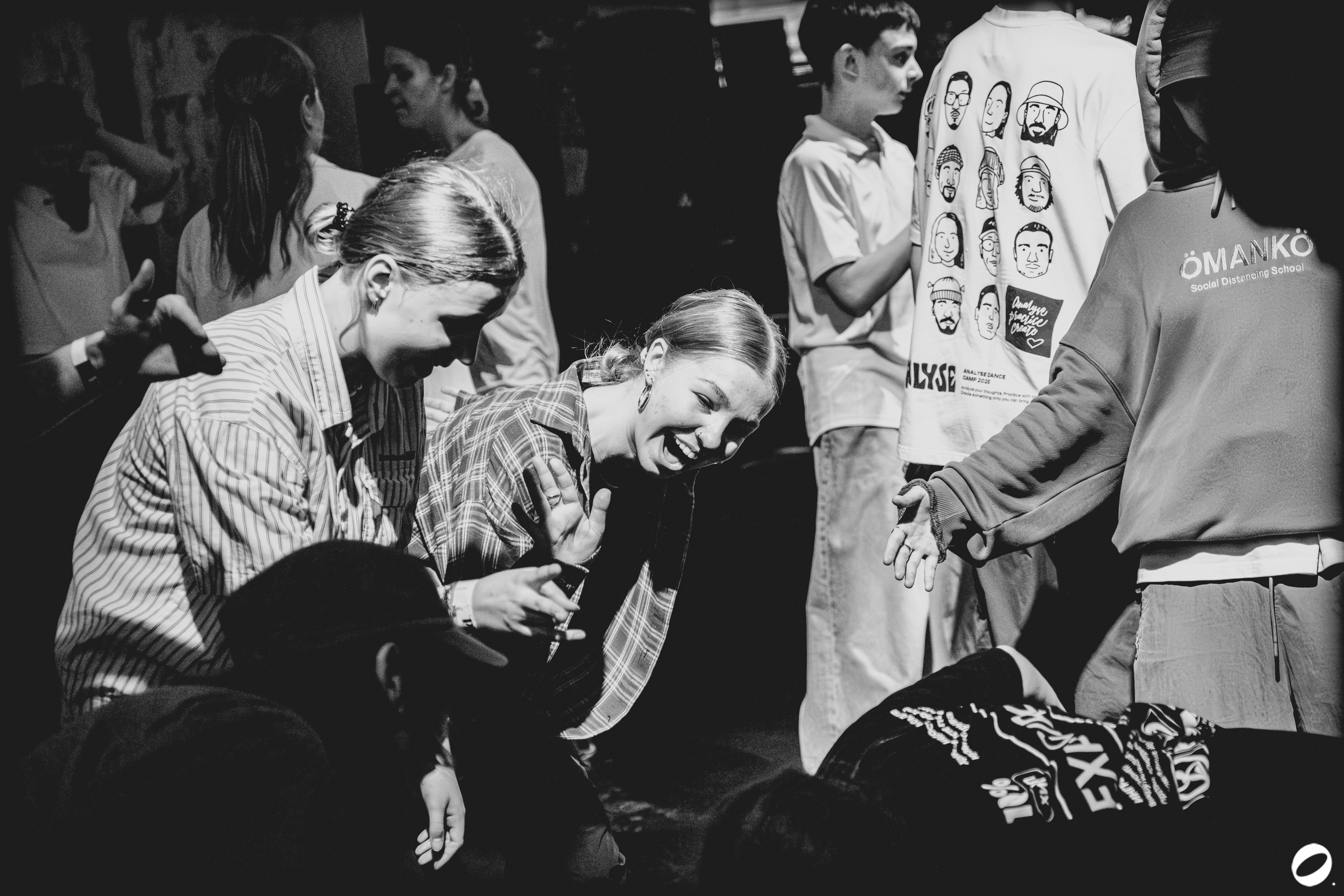 ODD.CLUB 04/04 (@youlovebu). Соня бу тебя сфоткала