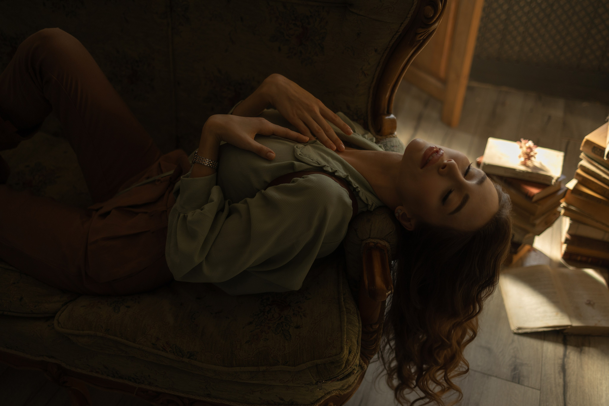 Julia. Portraiture & lifestyle photographer in Dubai/Almaty, Olga Chernyak