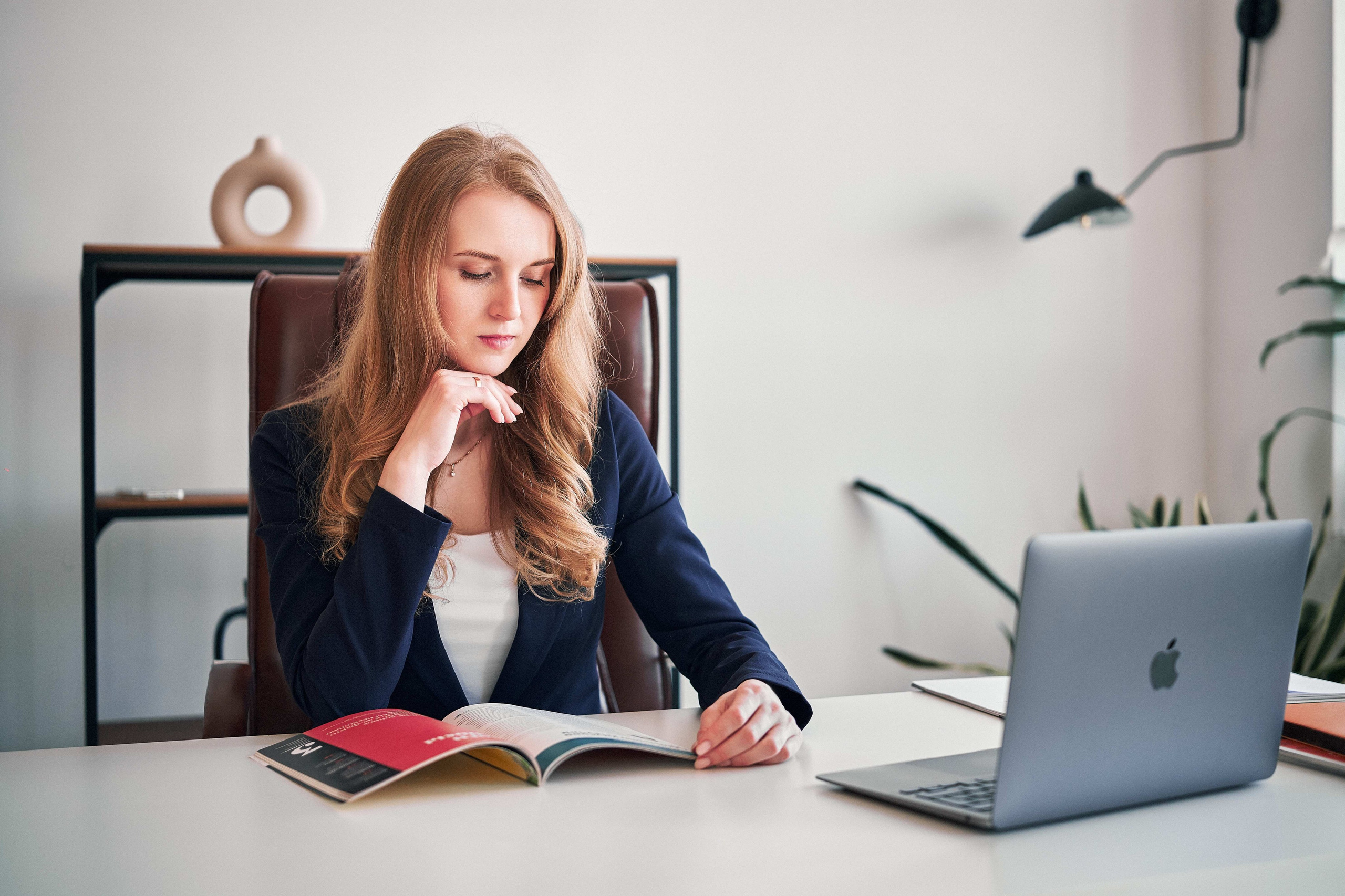 Офисная съёмка. Reshonov Photo