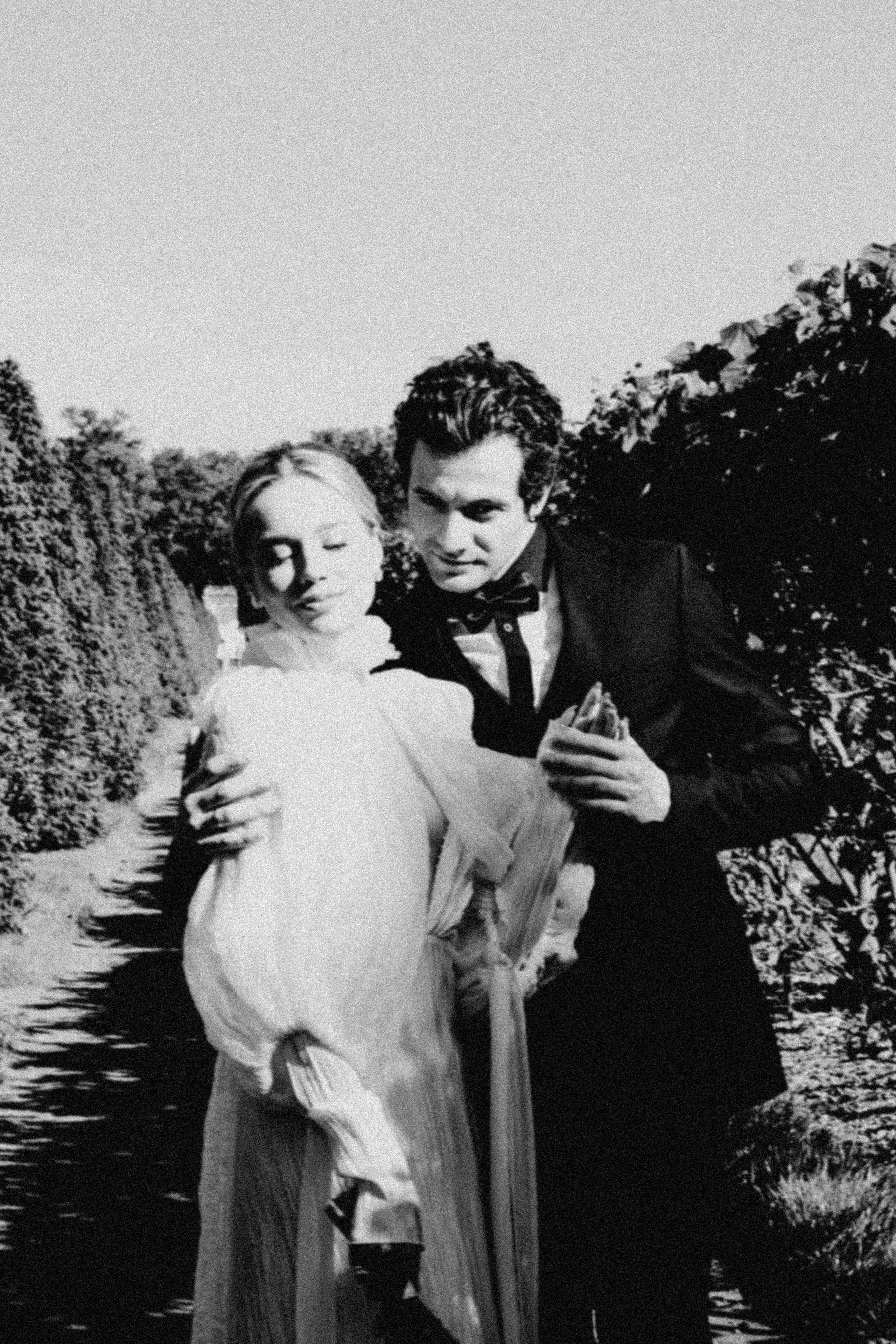 СВАДЕБНАЯ СЬЕМКА В ПАРКЕ ОРАНИЕНБАУМ. Профессиональный фотограф, Санкт-Петербург — Виктория Богомолова