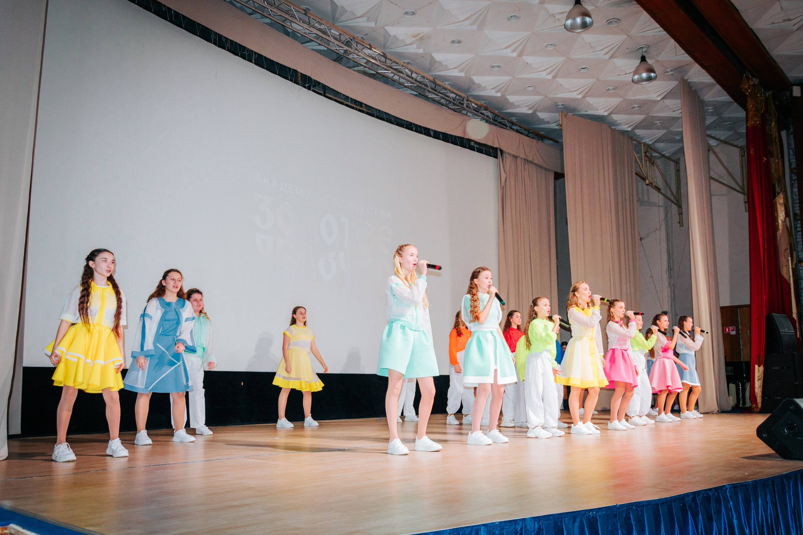 16 марта, г. Суздаль. Золотое яблочко