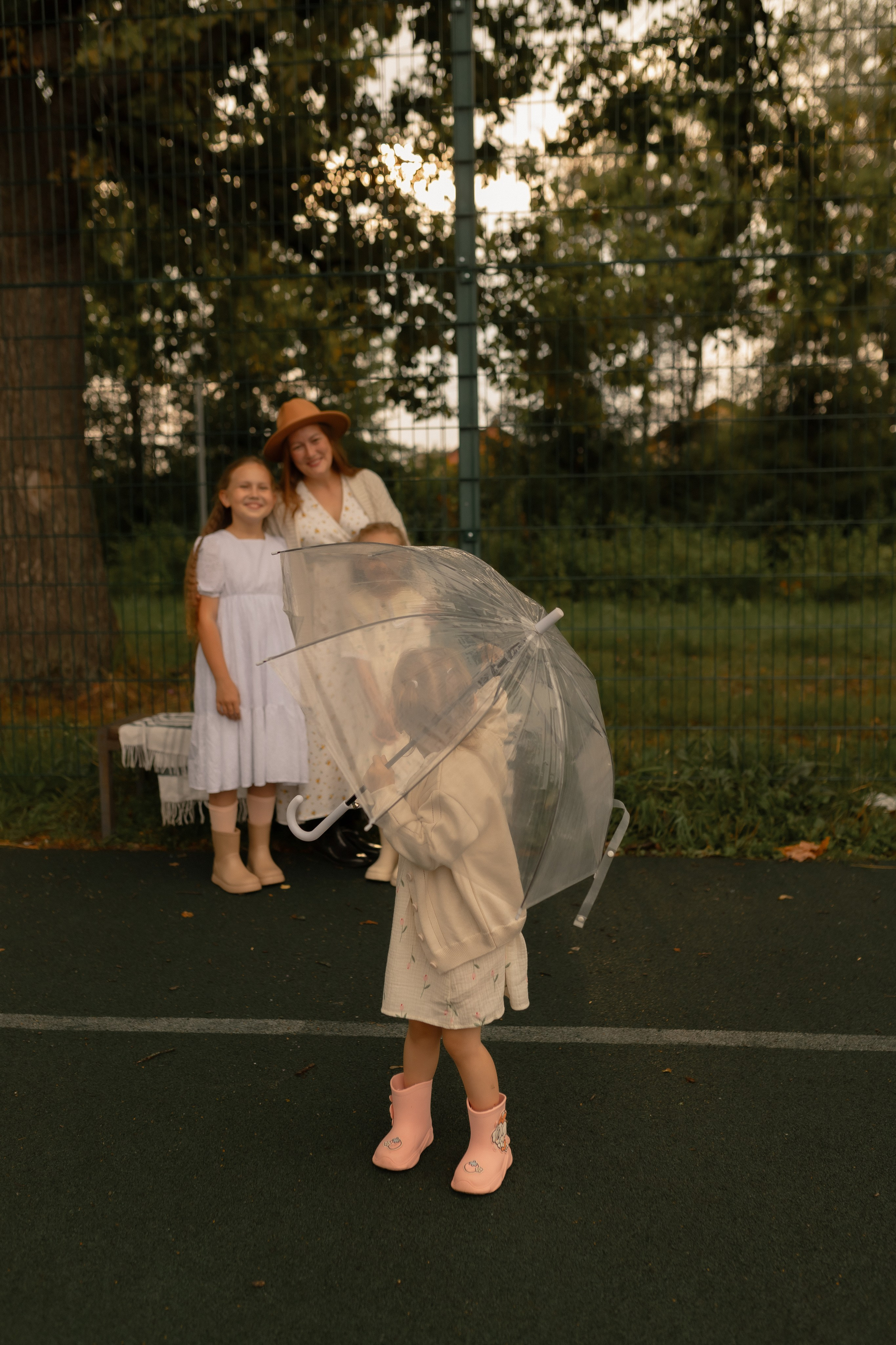 Мама Алина, Маша, Дина и Анечка. Фотограф Татьяна Семенова