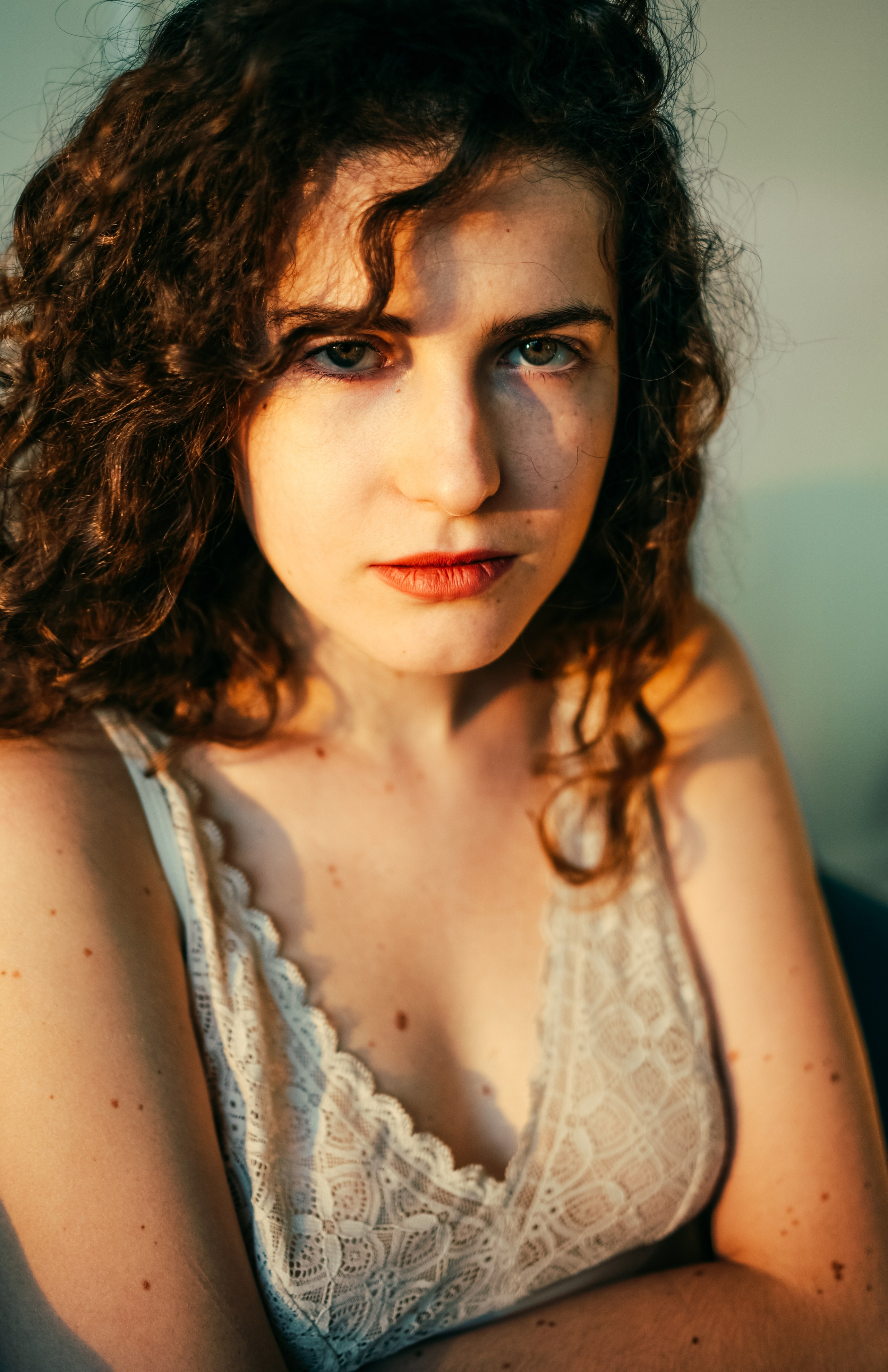 Женская фотосессия в студии. Коринна. Семейный и свадебный фотограф в Санкт-Петербурге Яна