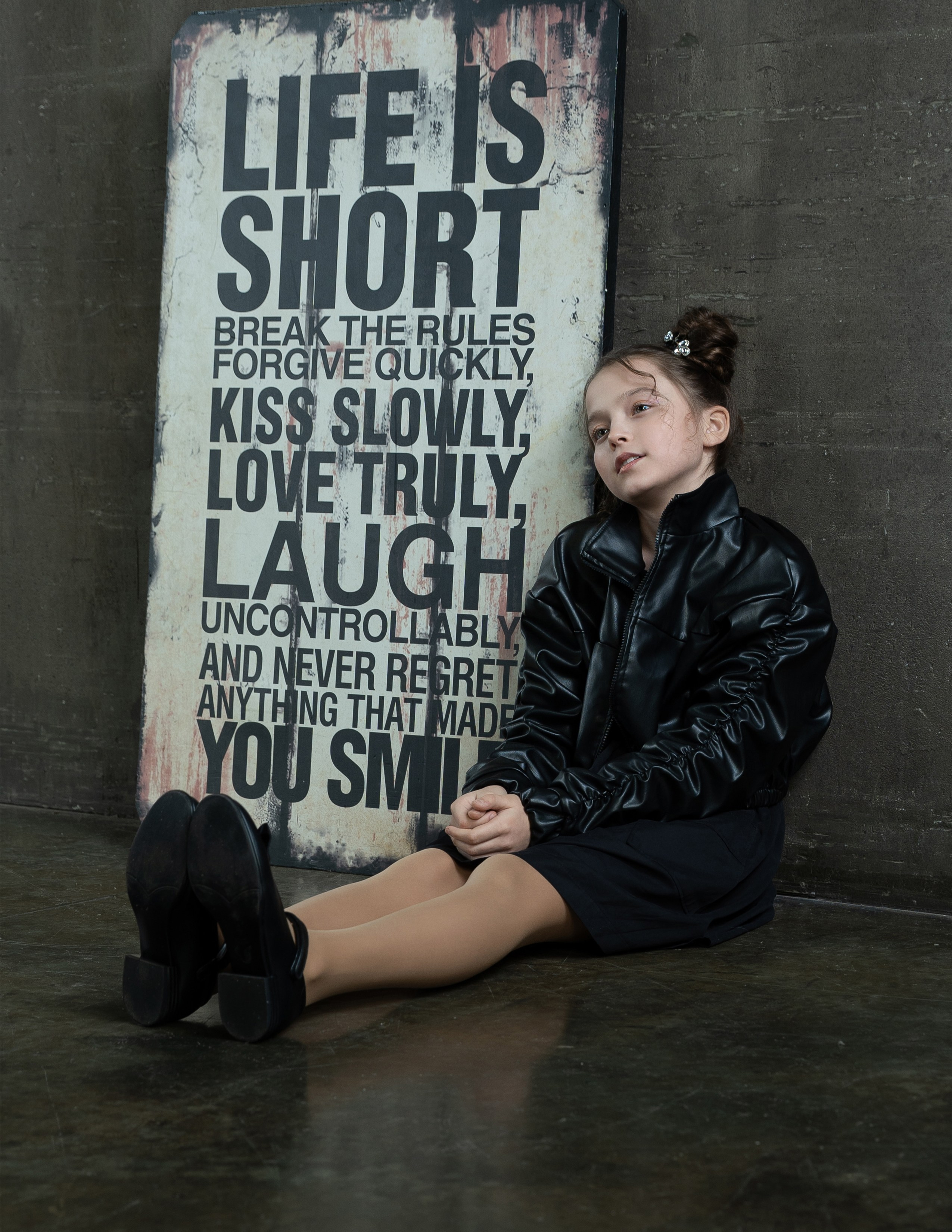 Фотодни «В ЧЁРНОМ» в рамках проекта «В ГЛЯНЕЦ!». Портретный фотограф в Москве Артем Венглинский